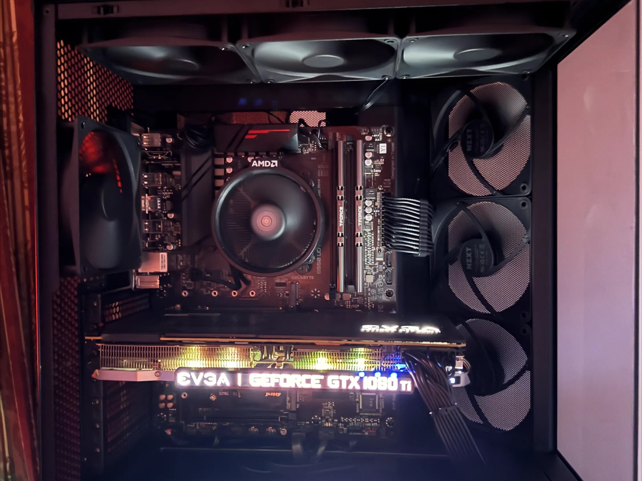 MIDNIGHT ASSASIN -GTX 1080 ti Evga + Ryzen 7 3700x+ 32 Gb Ram