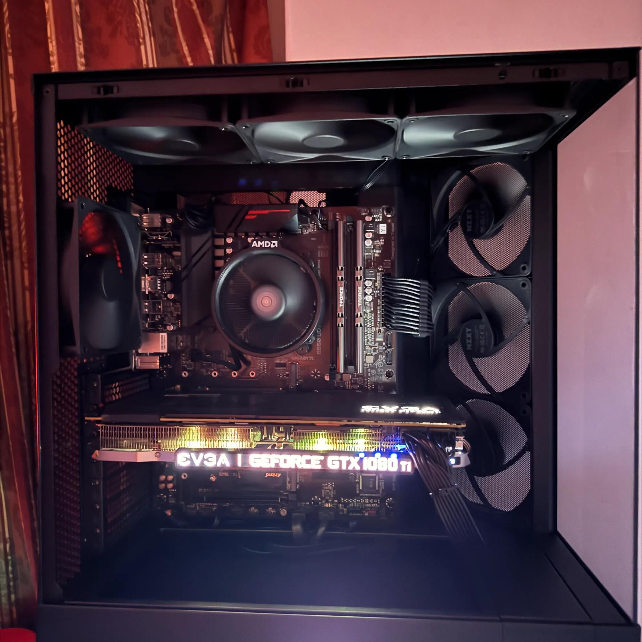 MIDNIGHT ASSASIN -GTX 1080 ti Evga + Ryzen 7 3700x+ 32 Gb Ram