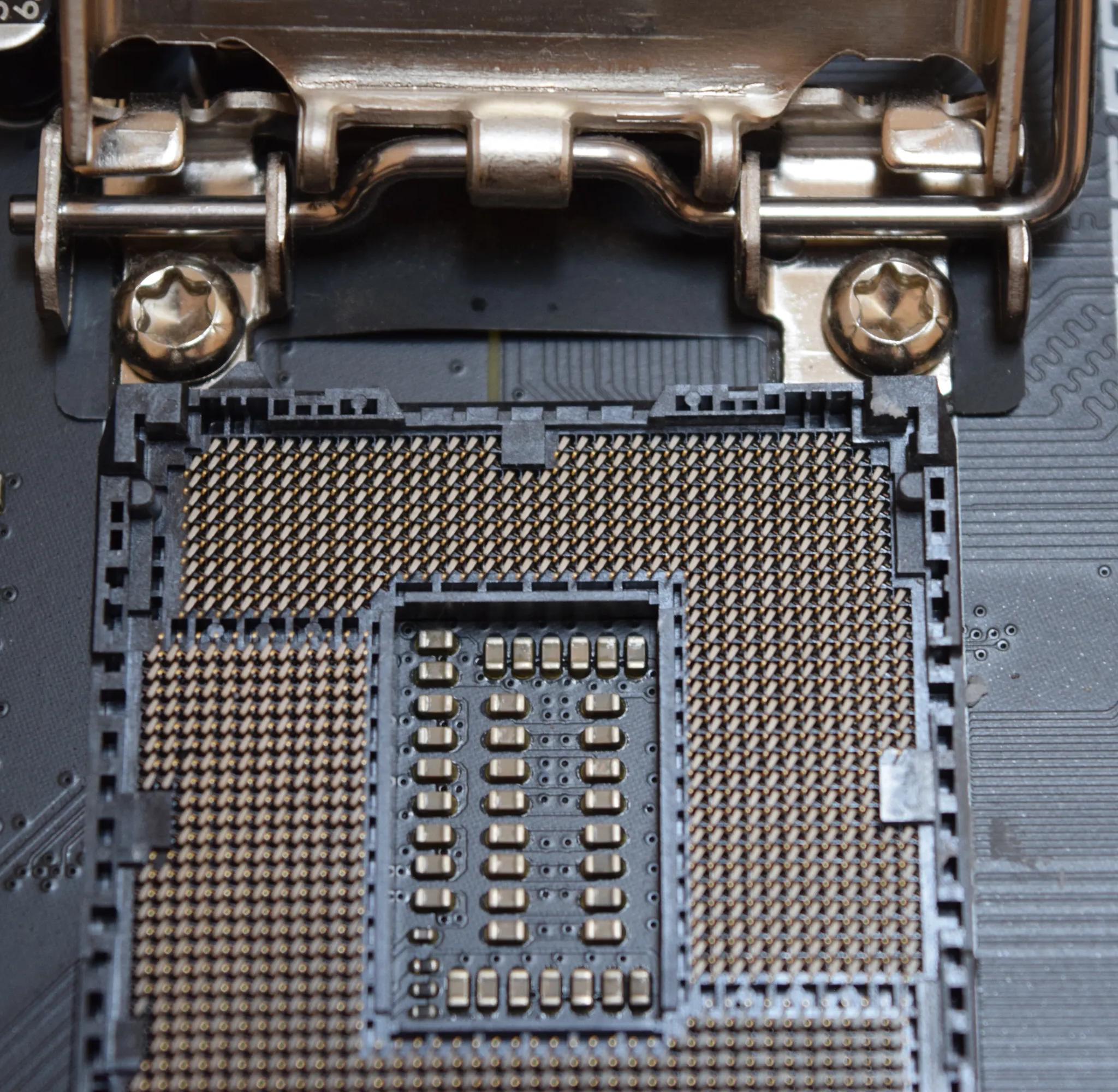 *USED* MSI MPG Z390 GAMING EDGE AC (MS-7B17)