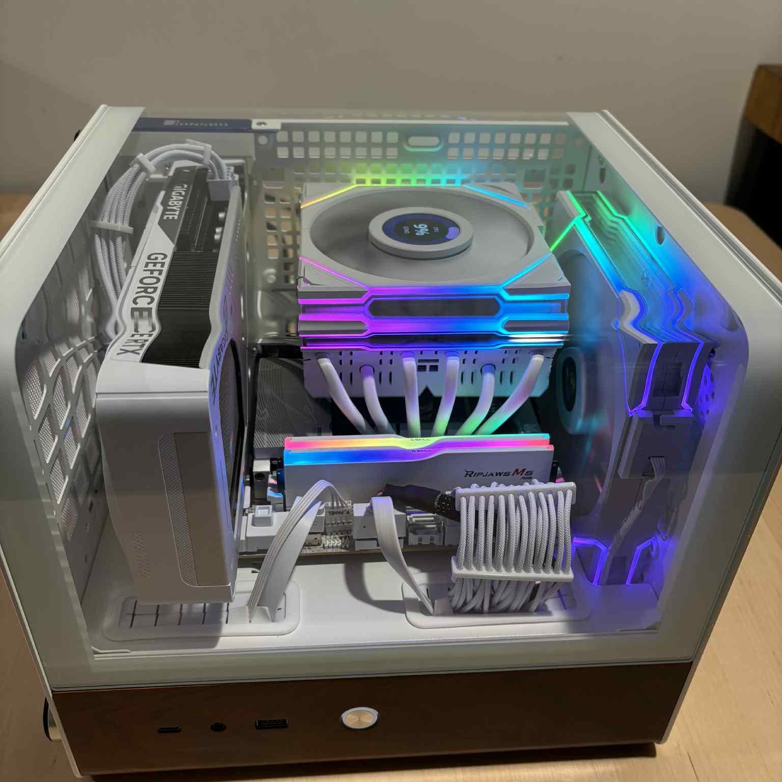 TK0 ITX Max Productivity - 265k | 5060 TI 16GB | 64GB DDR5 | 2TB NVMe