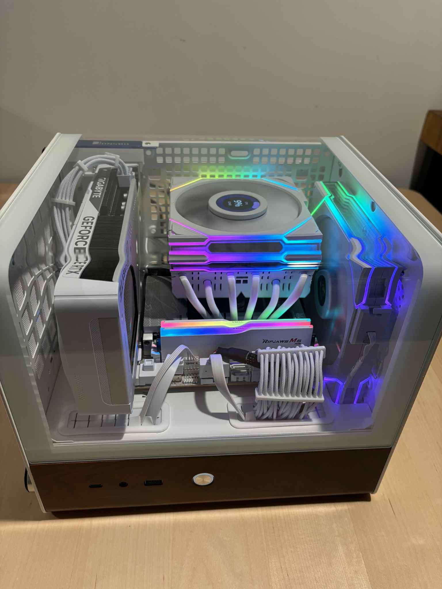 TK0 ITX Max Productivity - 265k | 5060 TI 16GB | 64GB DDR5 | 2TB NVMe