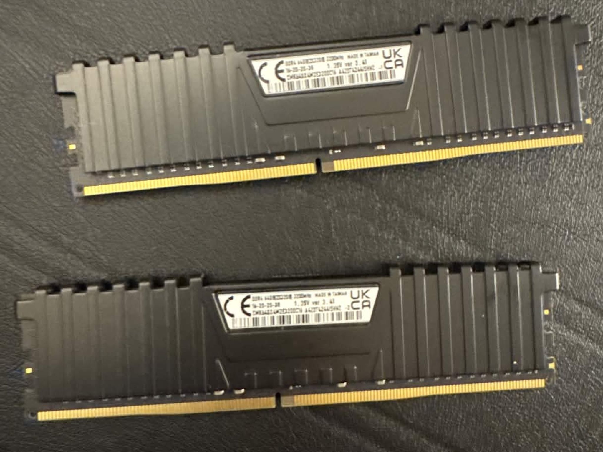 ⚡ VENGEANCE LPX 64GB (2 x 32GB) DDR4 3200MHz Memory Kit - Black 🖤