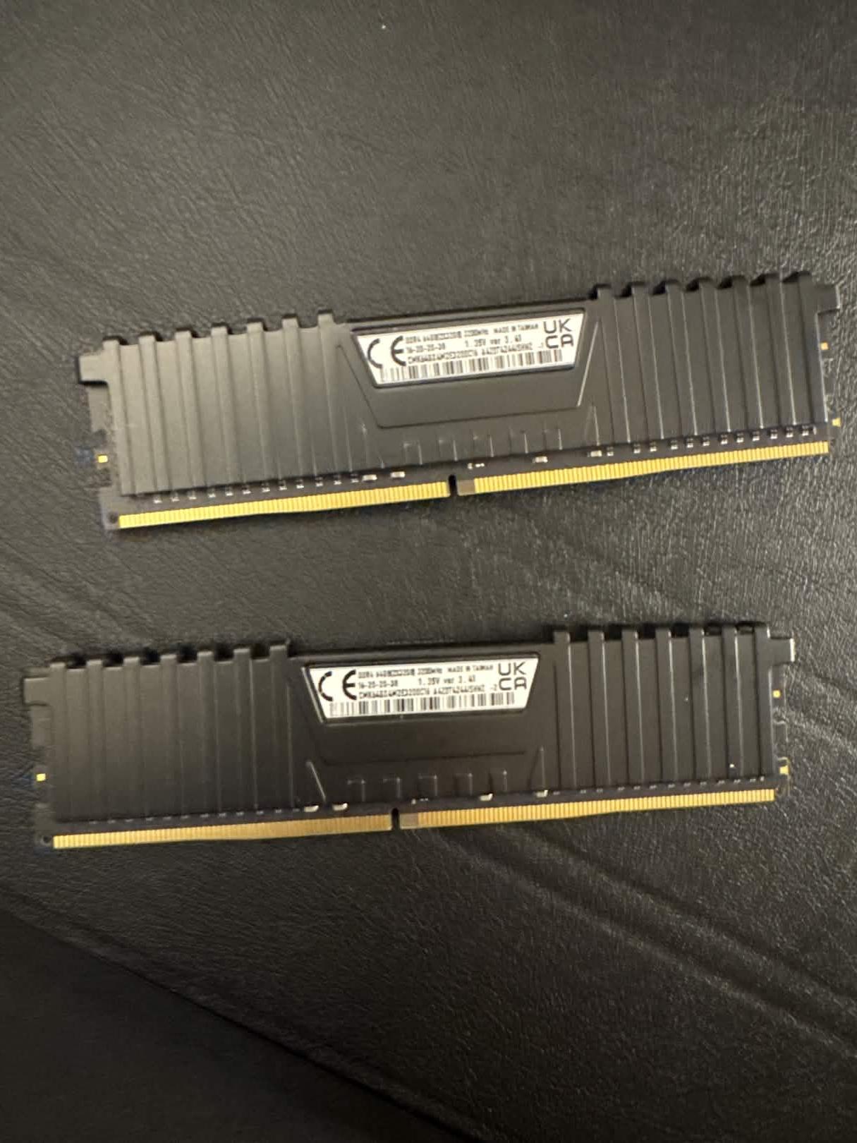 ⚡ VENGEANCE LPX 64GB (2 x 32GB) DDR4 3200MHz Memory Kit - Black 🖤
