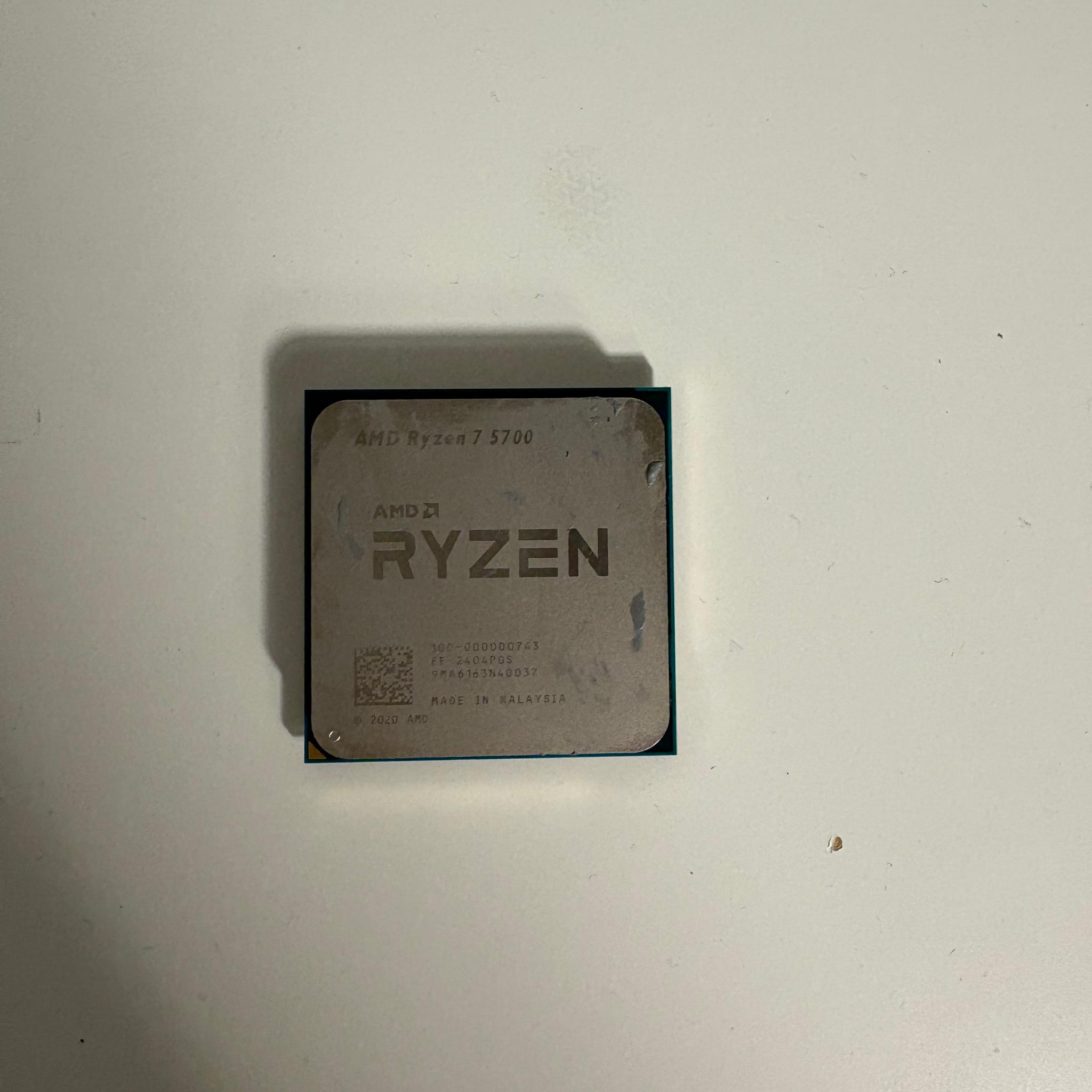AMD Ryzen 7 5700
