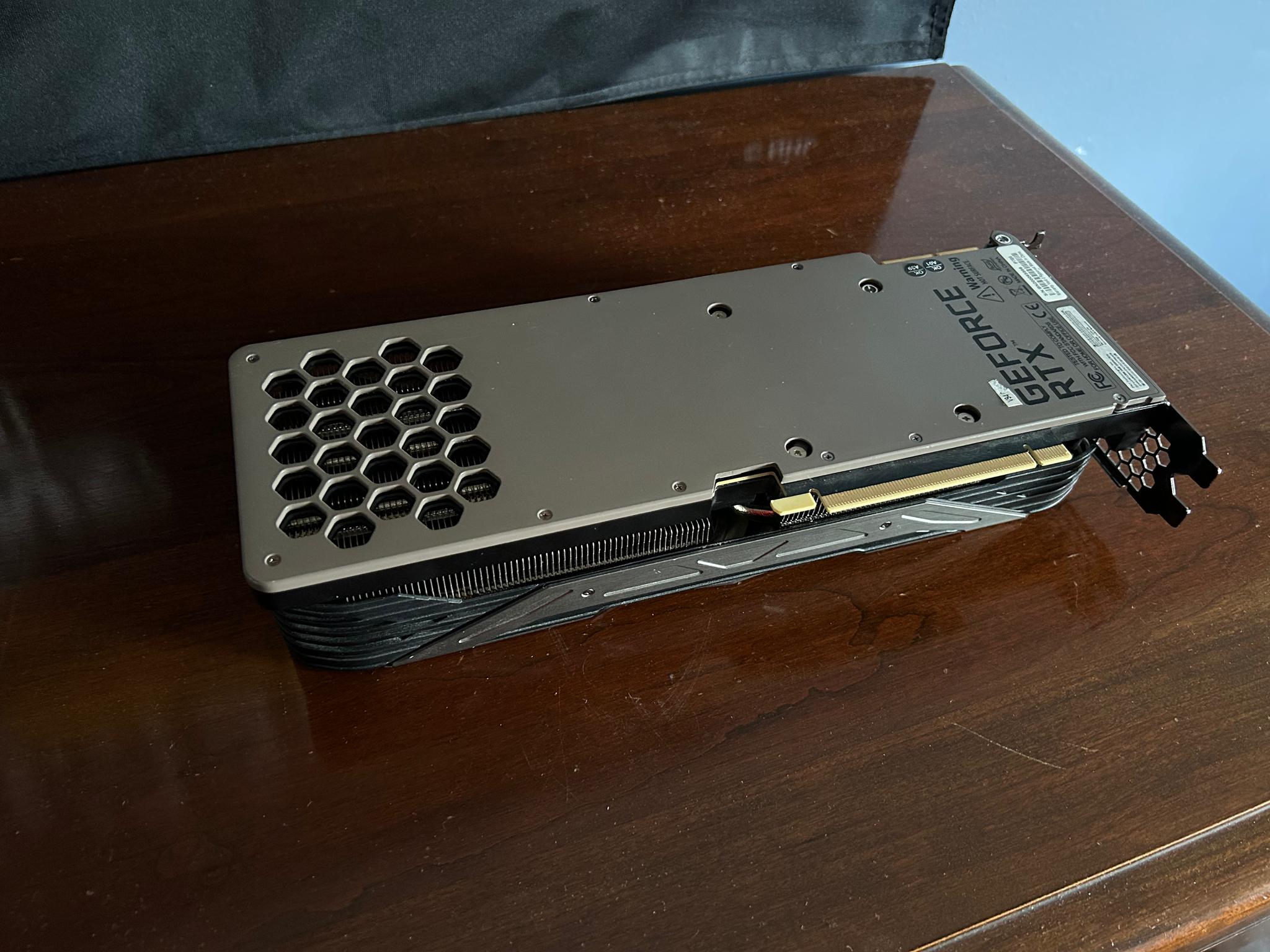 RTX 3090 24Gb PNY XLR-8 Revel Epic-X