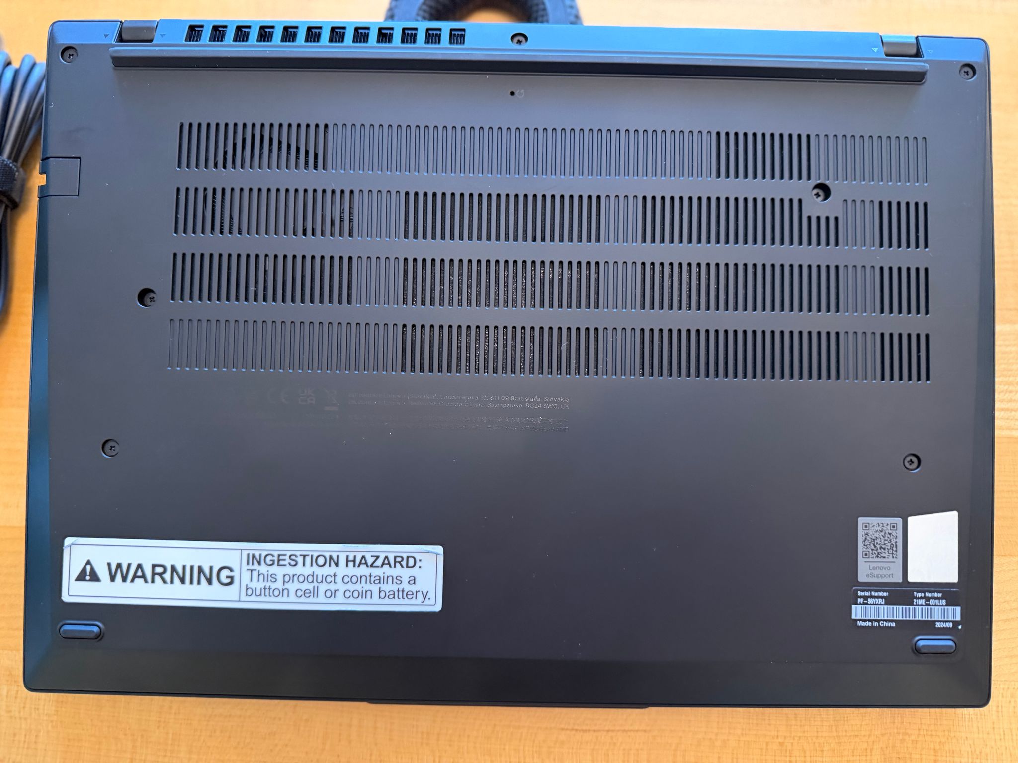 Ryzen 7 8840hs, 780M, 32gb DDR5, 1tb SSD Lenovo Thinkpad P14S