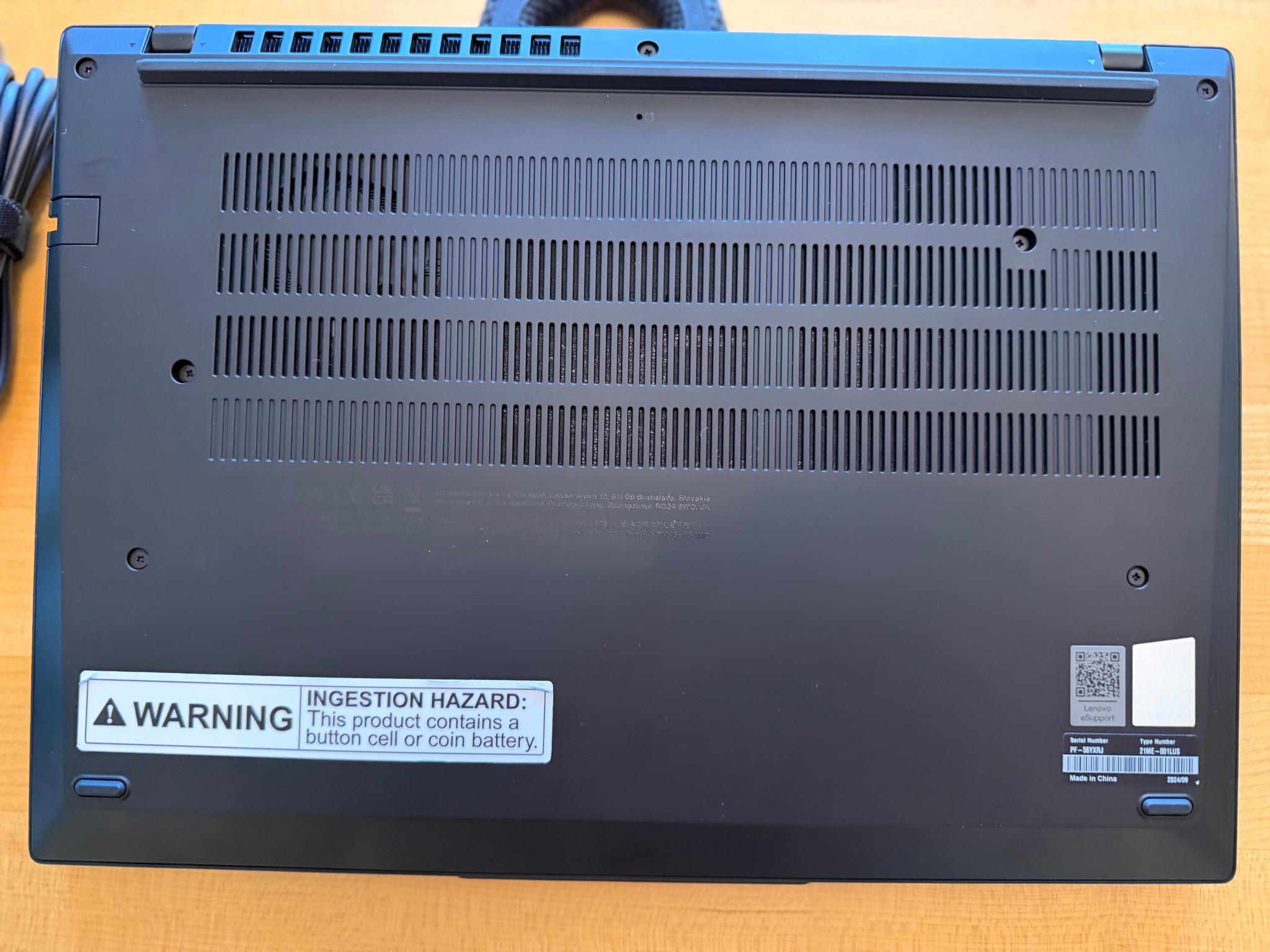 Ryzen 7 8840hs, 780M, 32gb DDR5, 1tb SSD Lenovo Thinkpad P14S