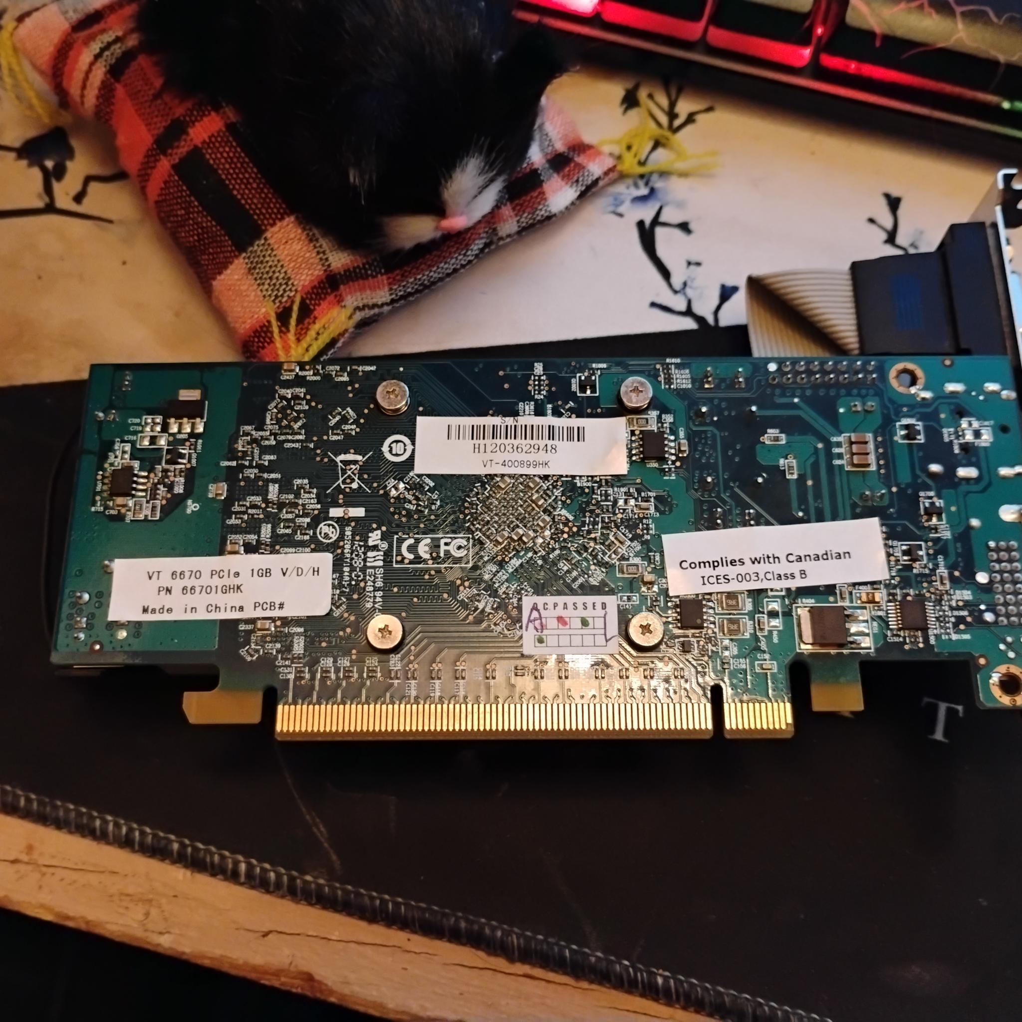 SFF AMD Radeon HD 6670 | DX11