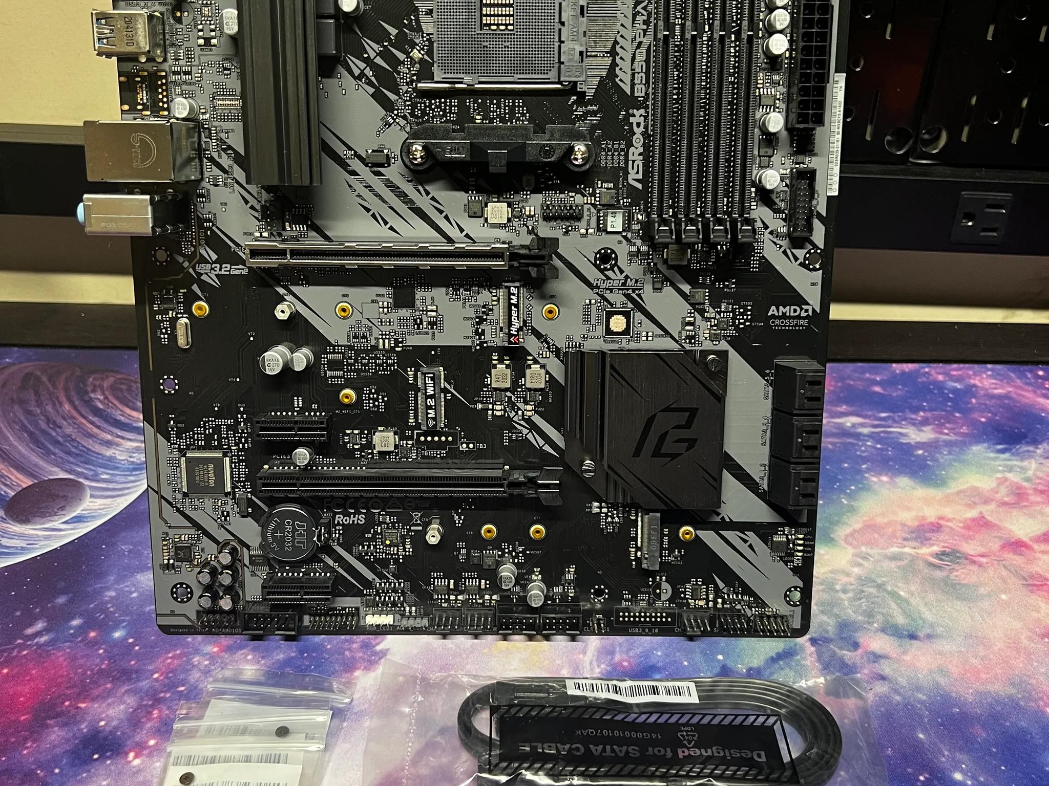 ASRock B550 Phantom Gaming 4 ATX AM4 Motherboard