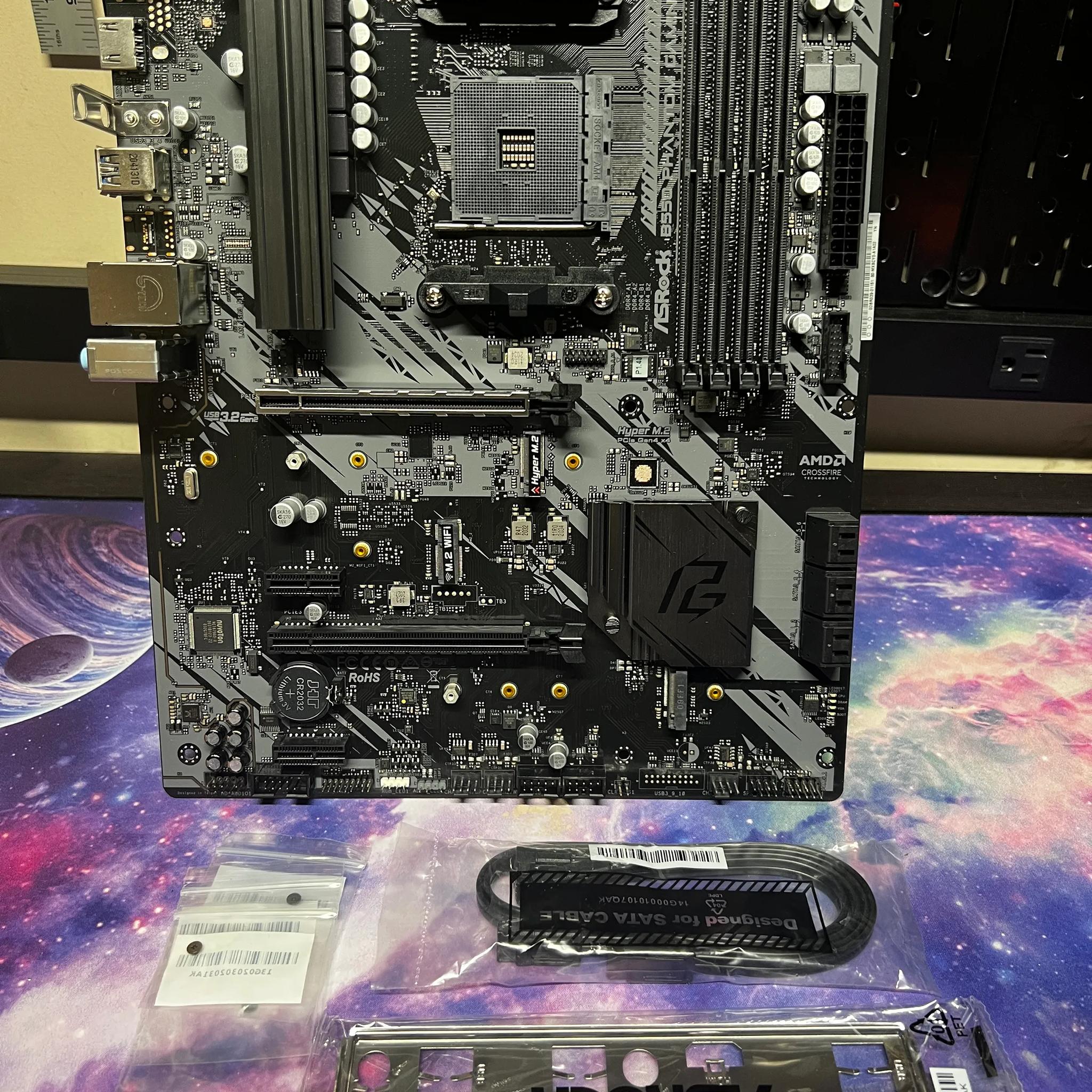 ASRock B550 Phantom Gaming 4 ATX AM4 Motherboard