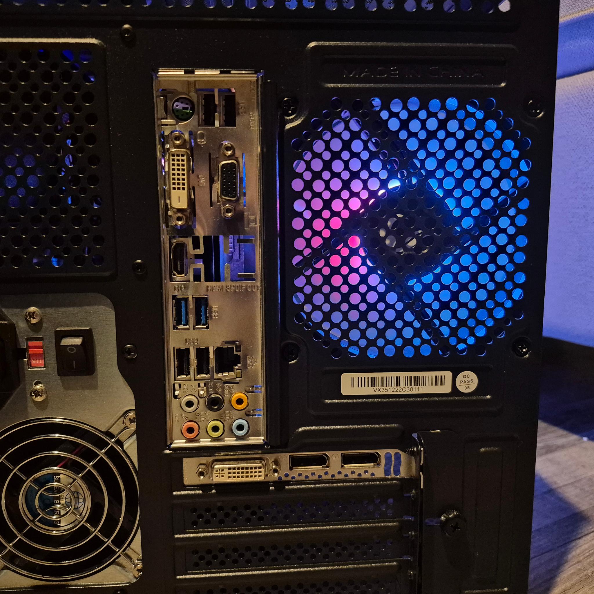 Budget Aquarium Build | i5-4570, 16GB RAM, Nvidia K2200 4GB, 512GB SSD, Win10