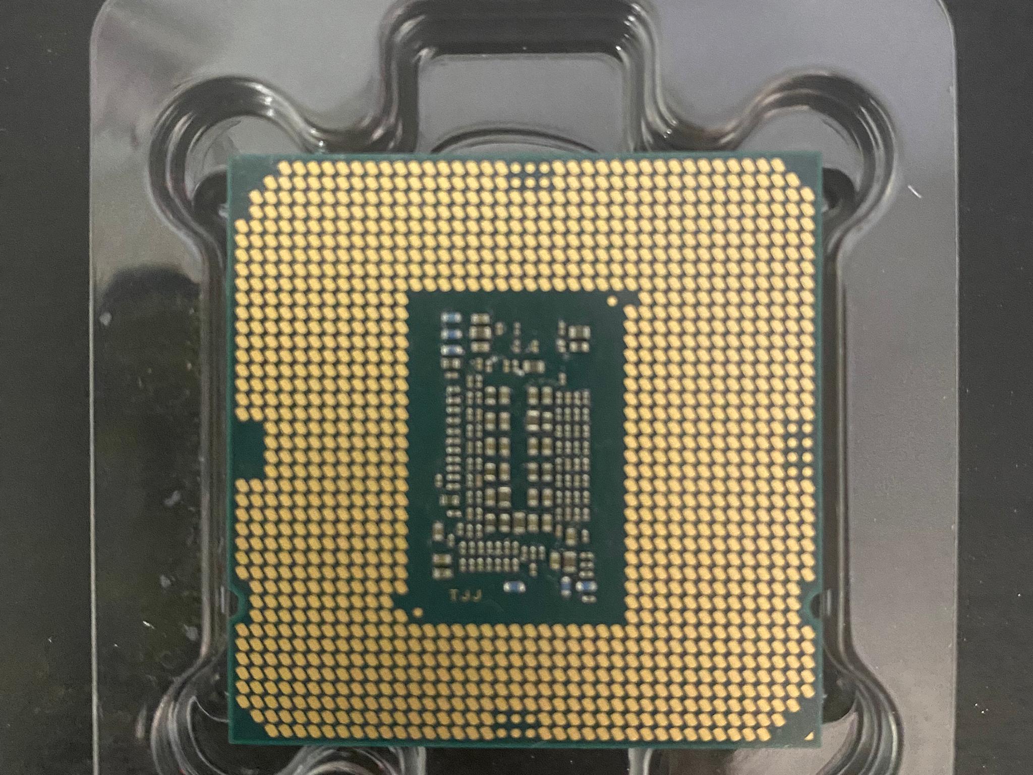 Intel Core i3-10105F -  LGA 1200