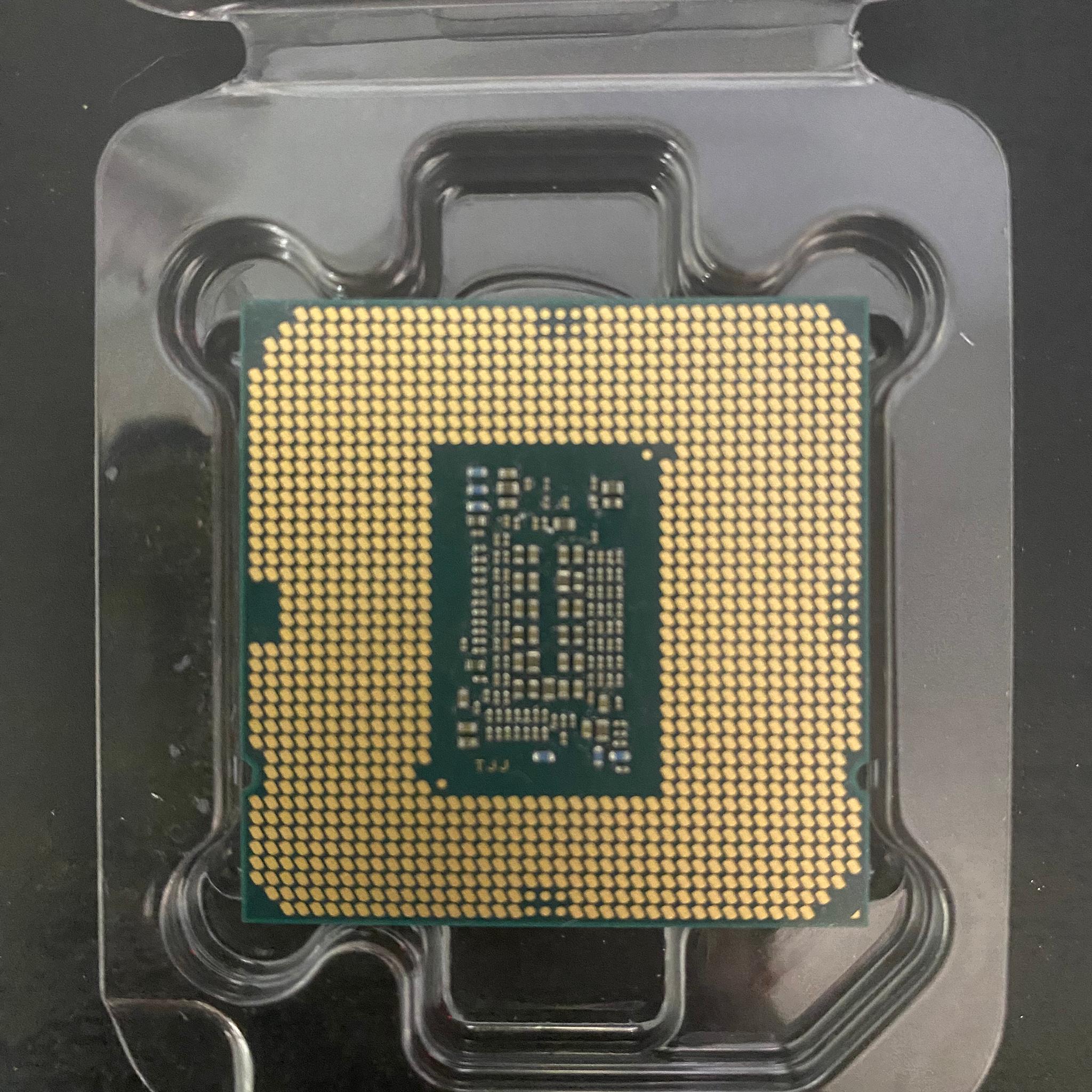 Intel Core i3-10105F -  LGA 1200