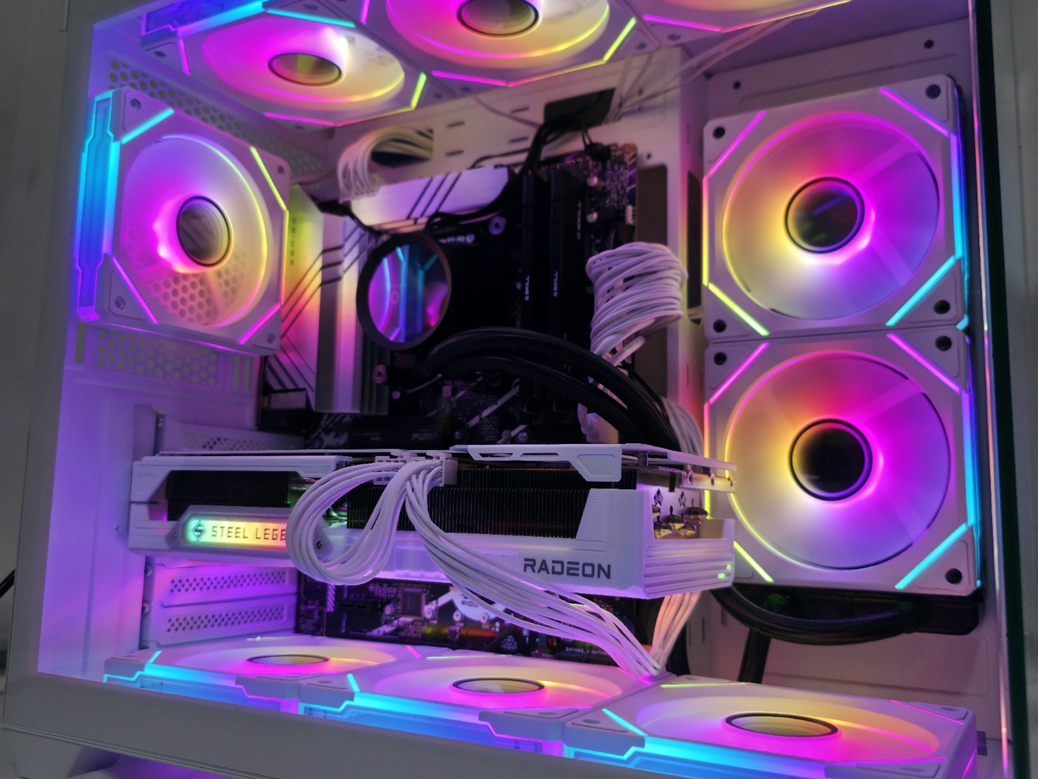 The Steel Legend 9070XT / I7-14700K