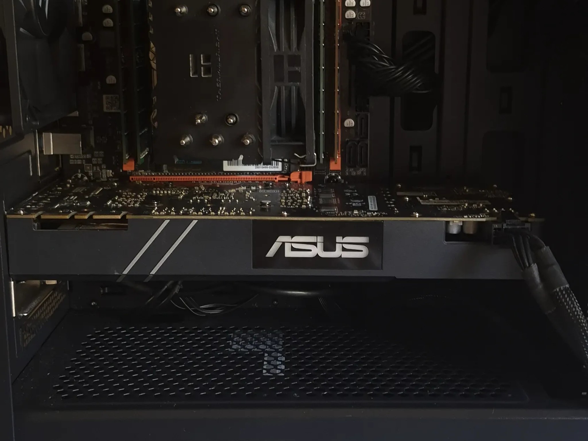 💼 Professional Workstation PC – 64GB RAM | 14-Core Xeon | GTX 1070 | 1TB NVMe SSD 🔧