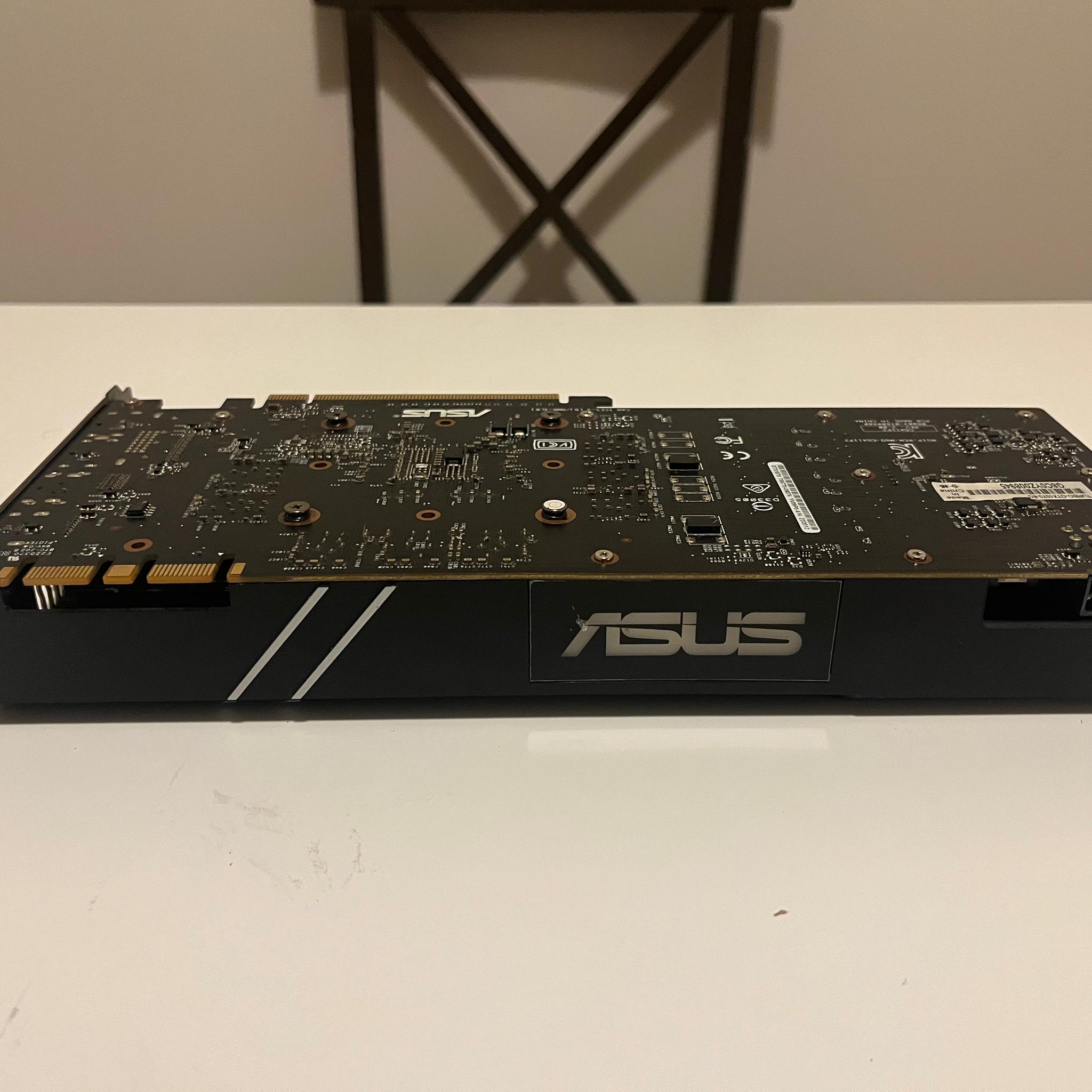 ASUS Turbo 1070 8GB