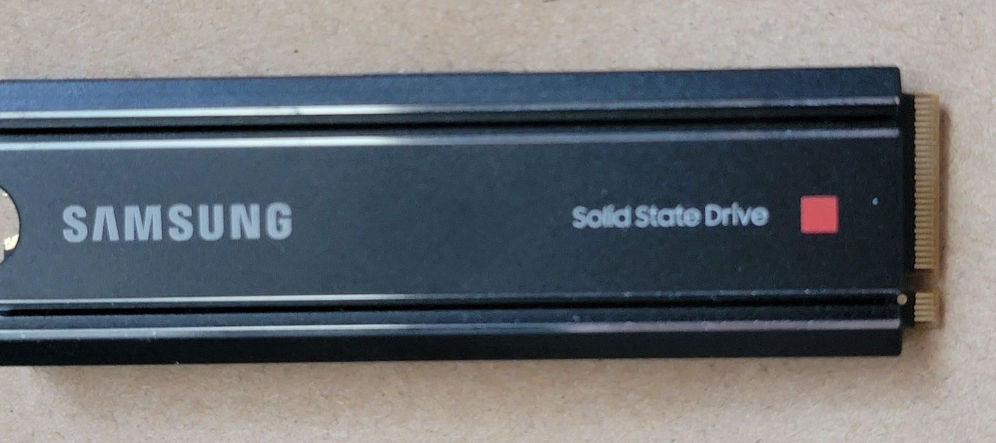 SAMSUNG 980 PRO SSD with Heatsink 1TB PCIe Gen 4 NVMe M.2 Internal Solid State Drive - USED