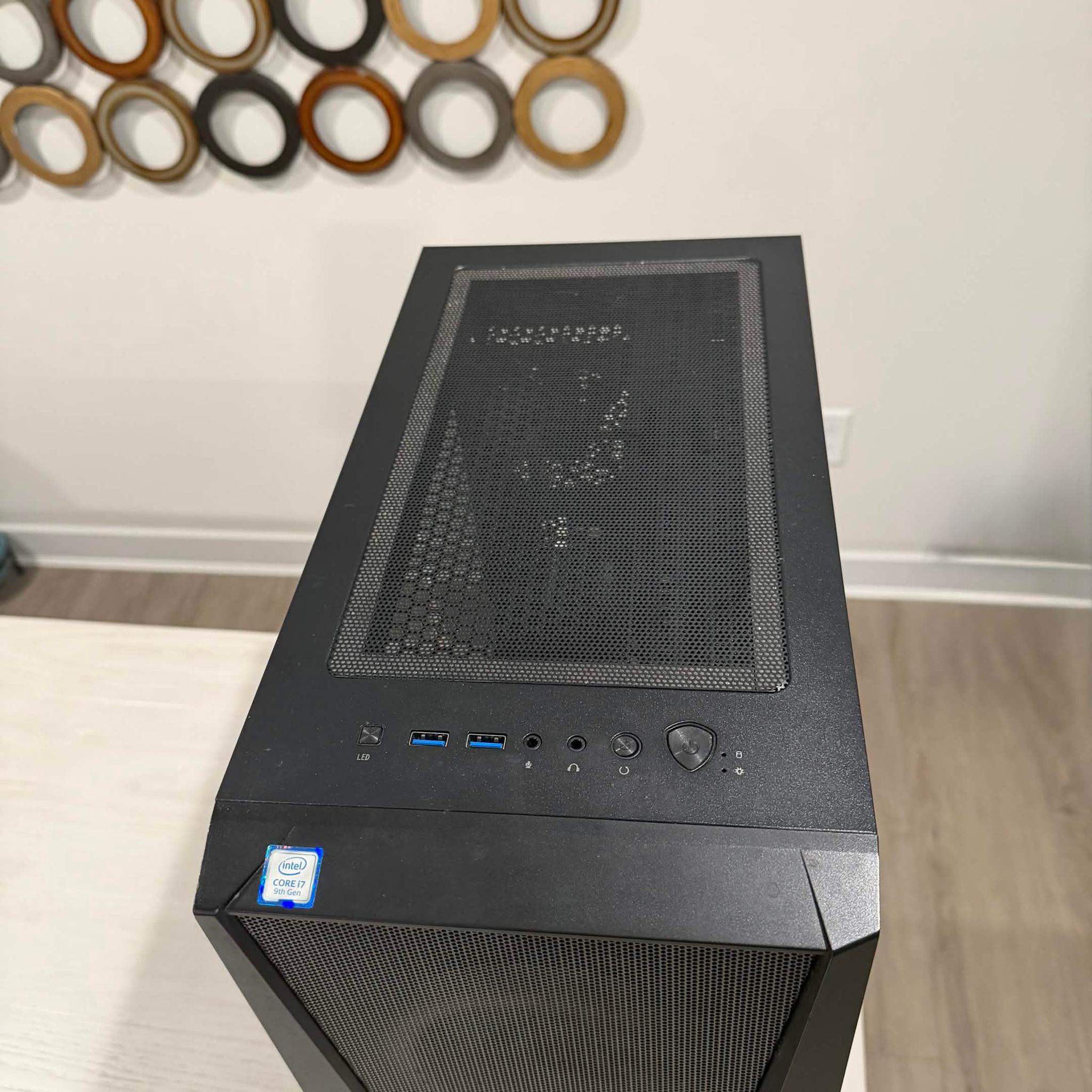 Custom PC - GeForce GTX 1660 SUPER//32GB RAM // Core i7-9700F // NO Memory