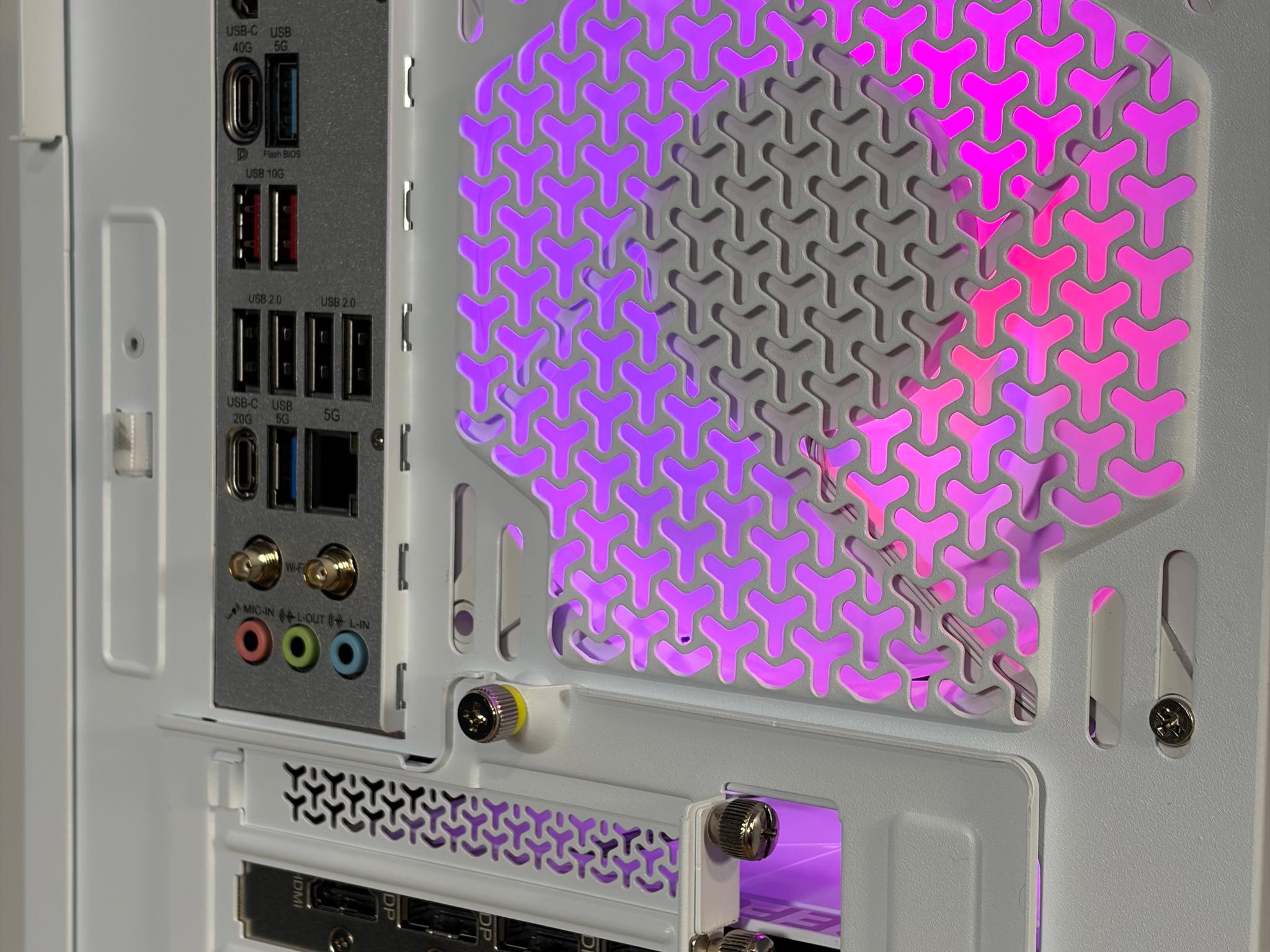 GeForce RTX 5090 Custom Gaming PC - Ryzen 7 9850X3D,