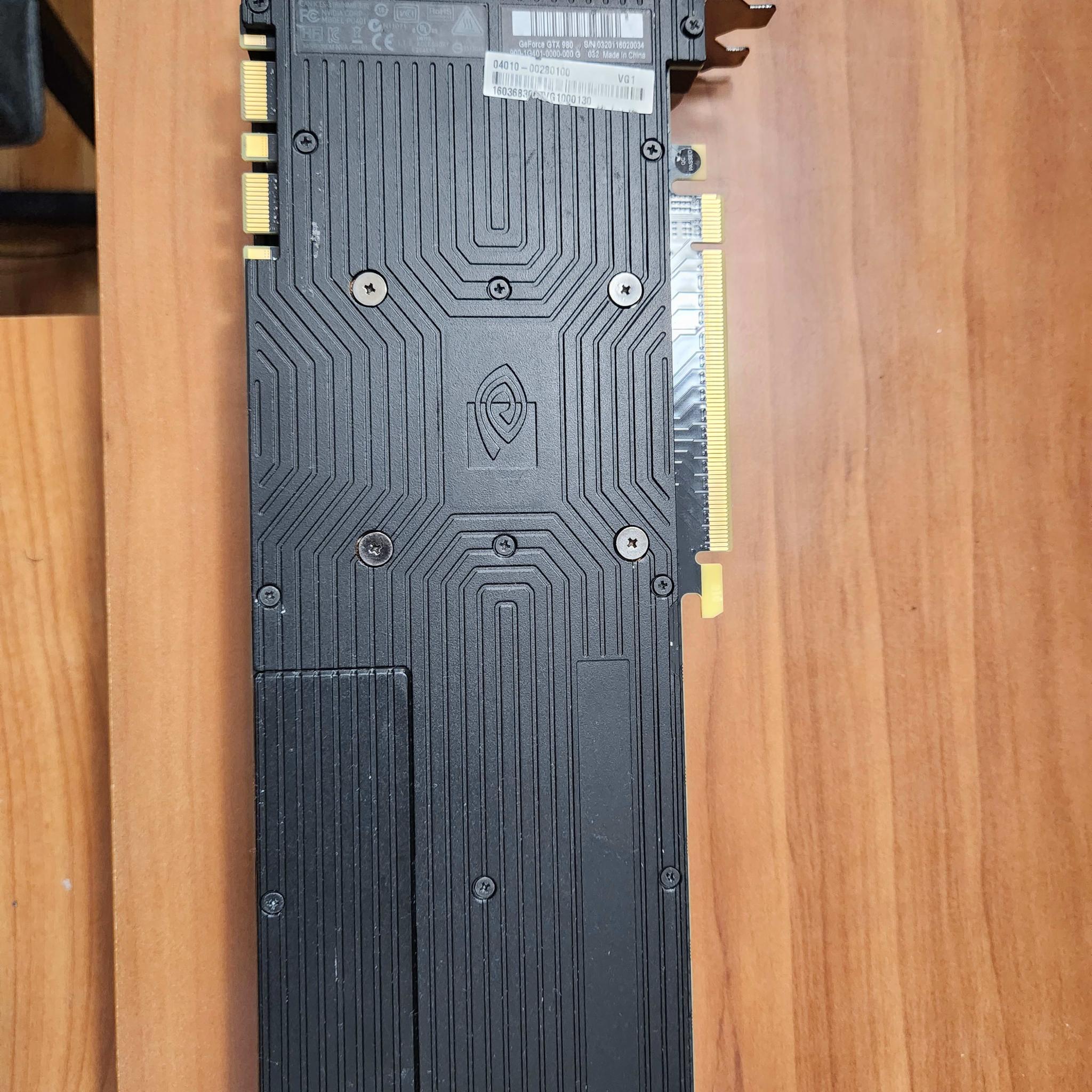 GTX 980 Founders Edition + 8gb DDR4