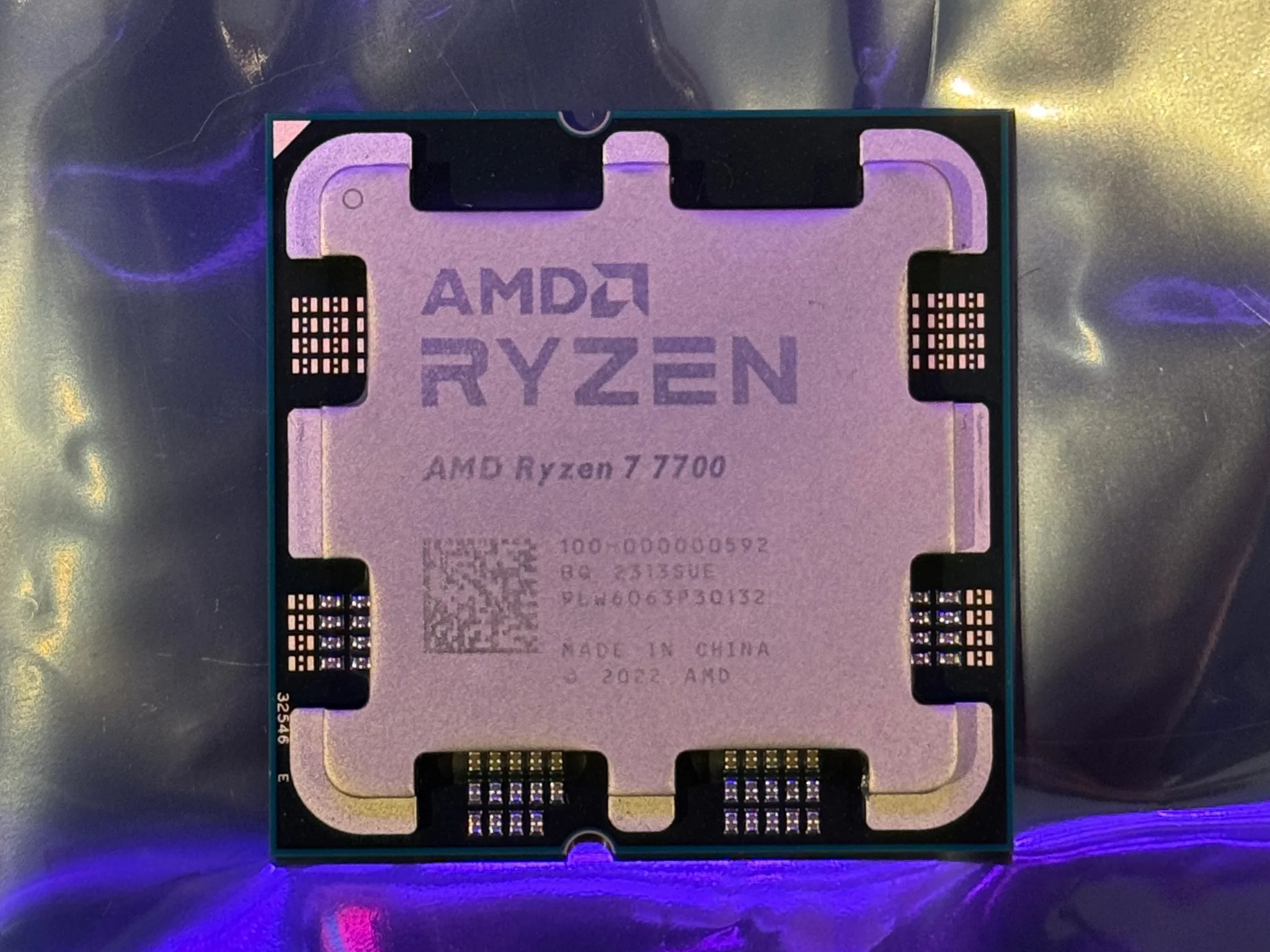 AMD Ryzen 7 7700 8-Core, 16-Thread Unlocked Desktop Processor