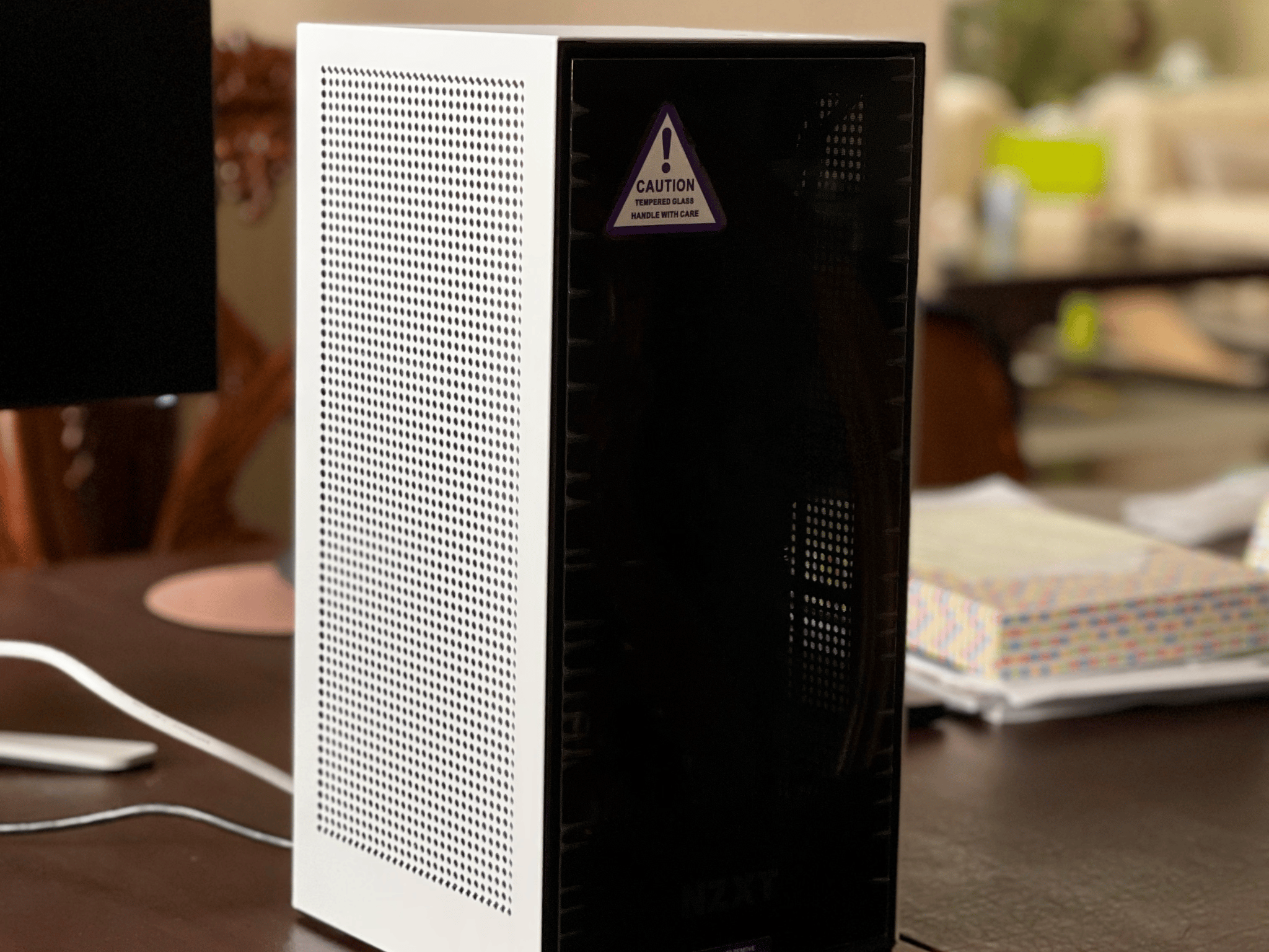 ITX Gaming PC: 1080Ti Strix, 10700K, H1, 16GB, 1TB, Wi-Fi 6