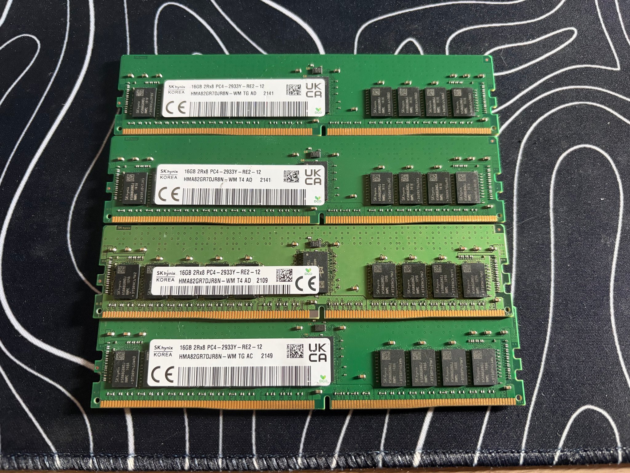 64GB (4x16) 2933MHz PC4 DDR4-23400 ECC Reg RAM Memory SK hynix HMA82GR7CJR8N-WM