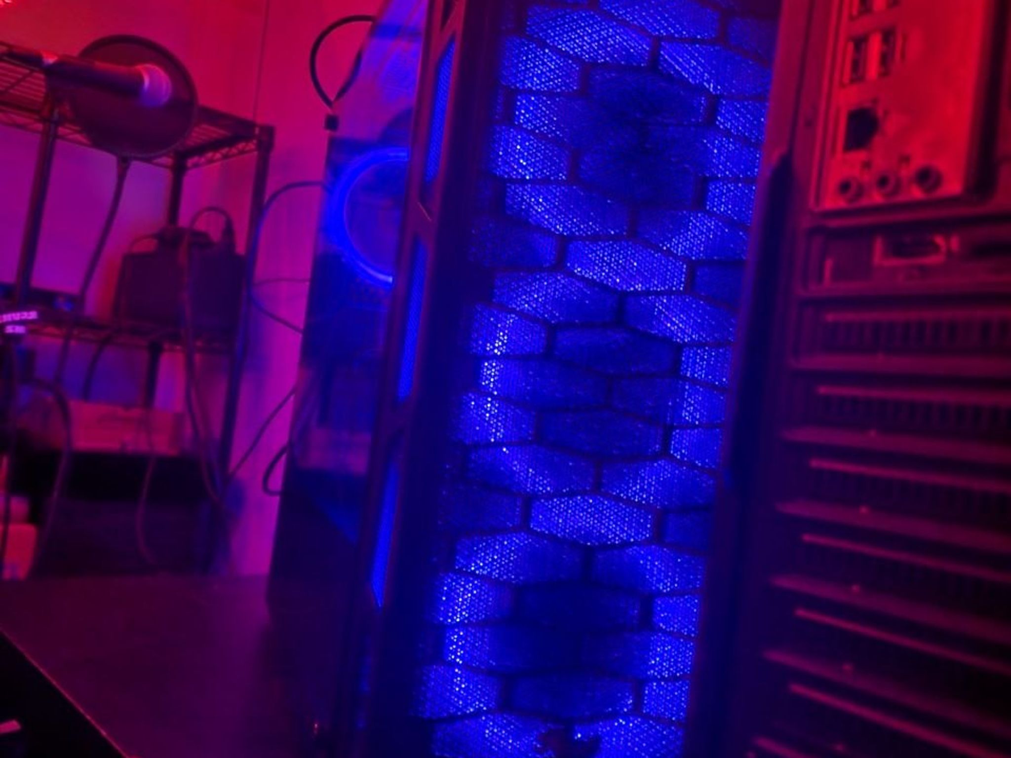 GeForce RTX 2060 Custom Gaming PC - Core i5-9400F, 3D V-Cache 1TB SATA SSD