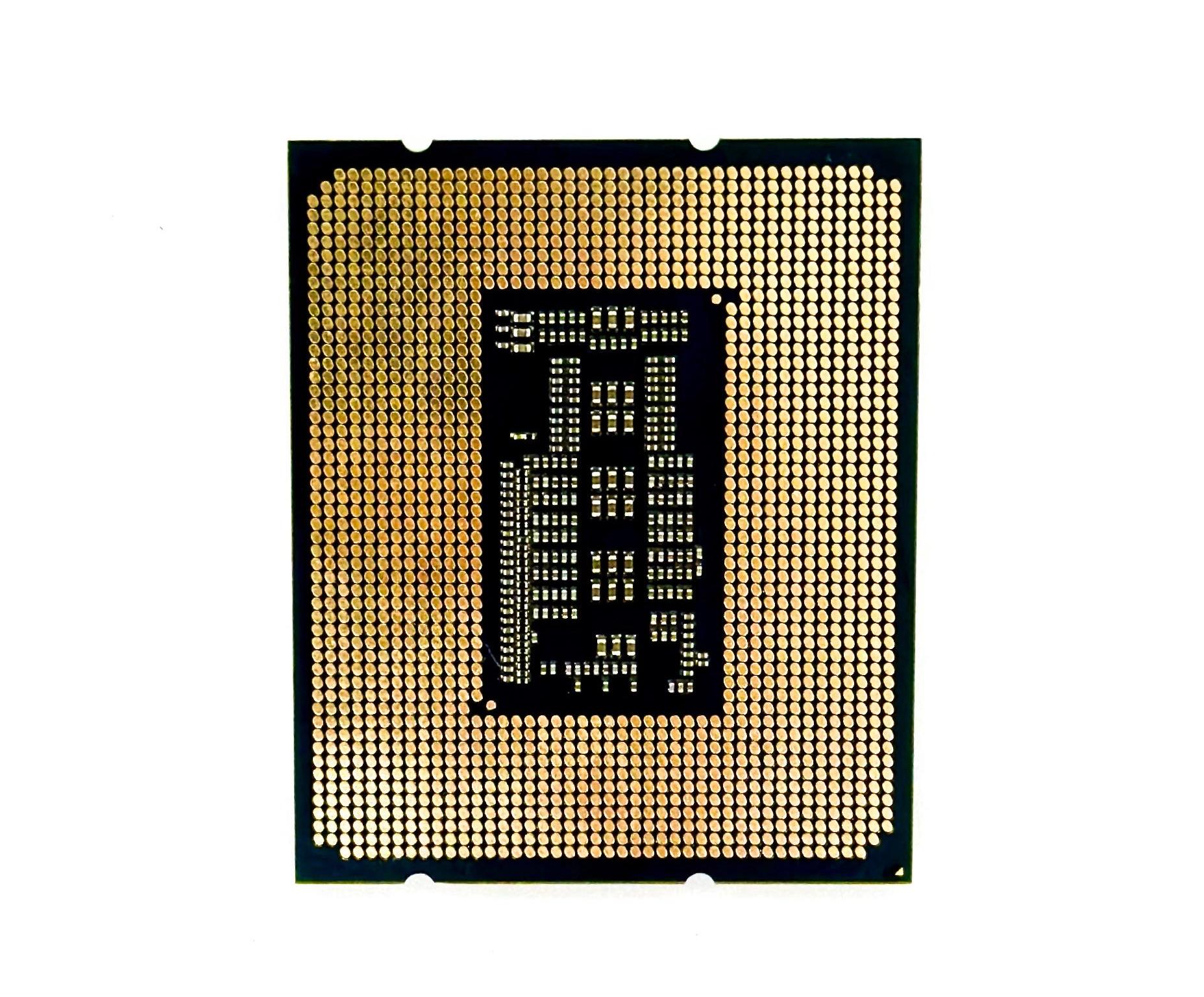 Intel Core i7-14700  Processor 20 cores (8 P-cores + 12 E-cores) up to 5.4 GHz