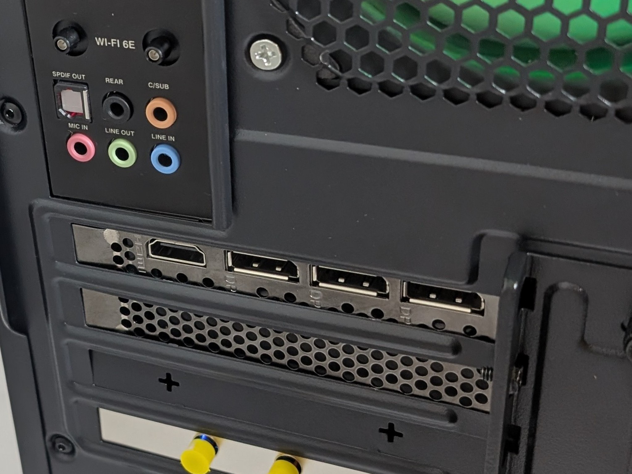 RTX 3080 | i7 12700KF | 16GB DDR5 | 1TB NVME | 650W