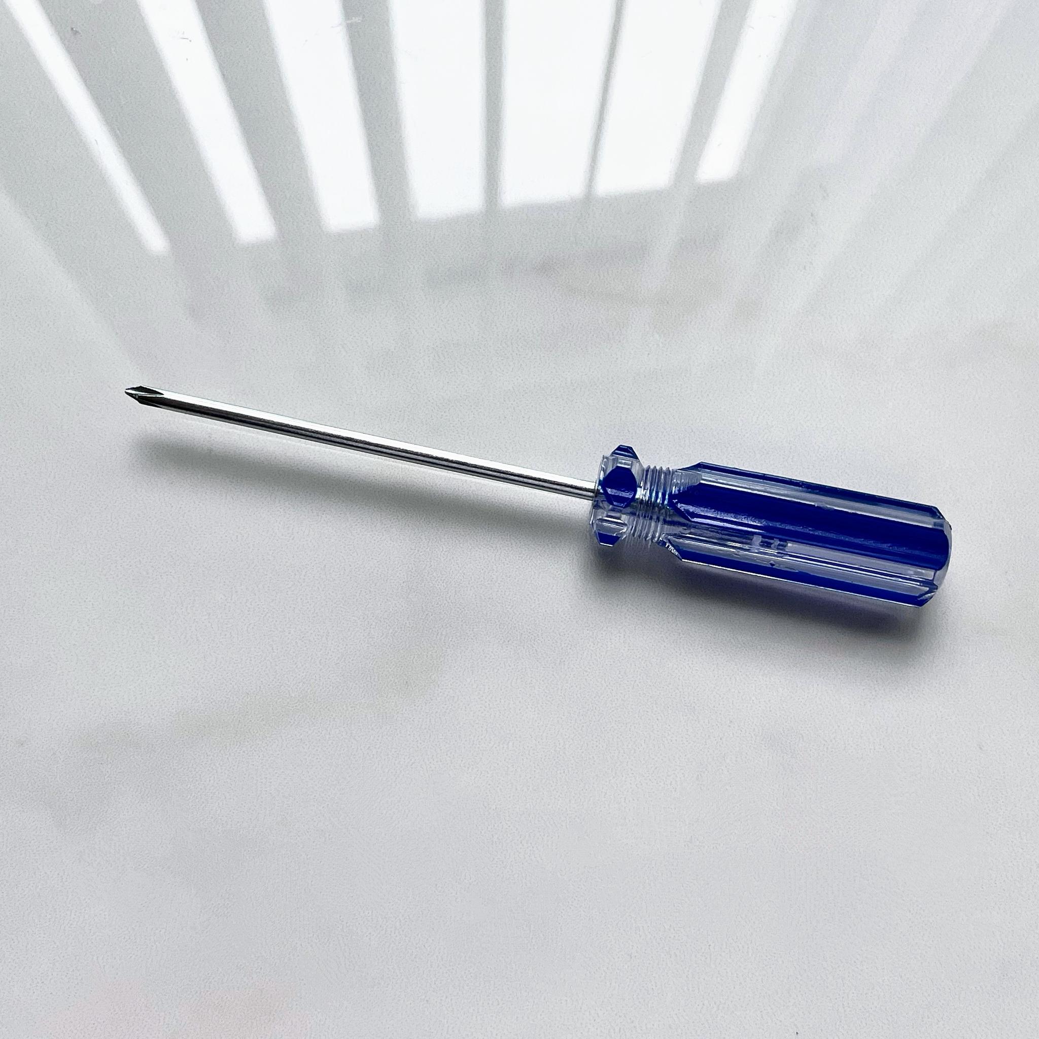 Small Phillips Tip Screwdriver for M.2 SSDs - Blue/Clear