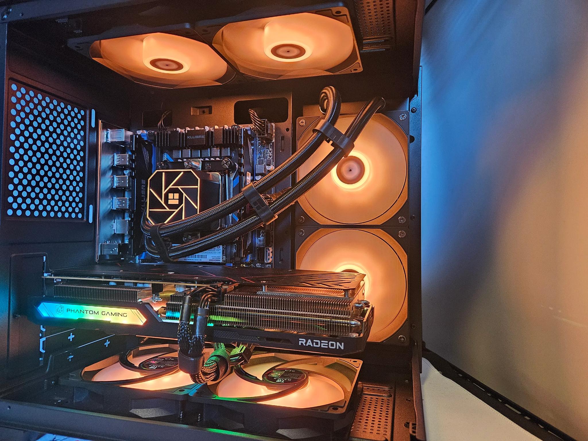 Dark Side Liquid cooled Intel 14 core / 16GB DDR4 / 512GB SSD / RX 7600