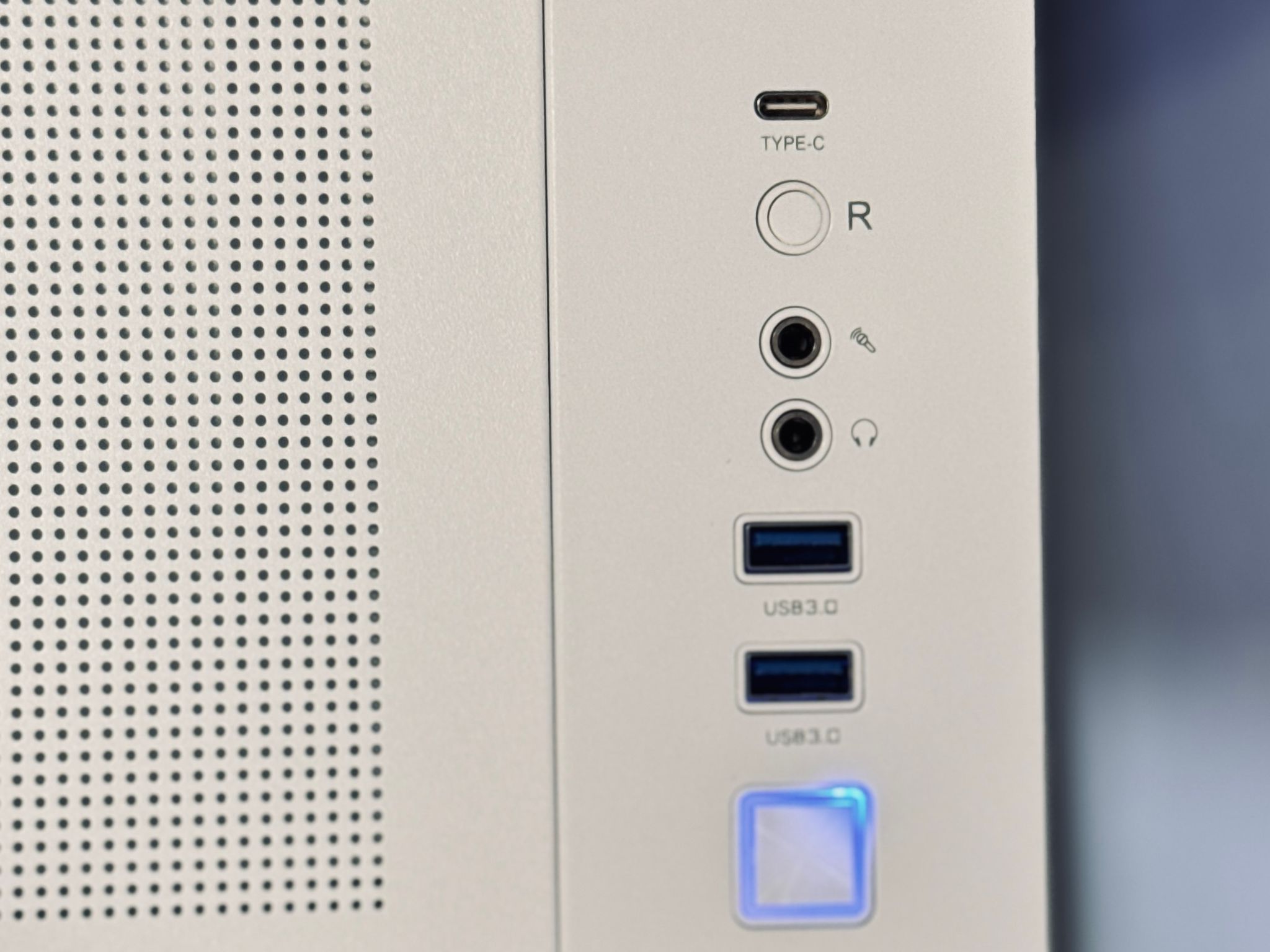 ❄️ White RTX 3070 Gaming PC | i7-12700F | 360mm LCD Liquid Cooling | 1TB NVMe