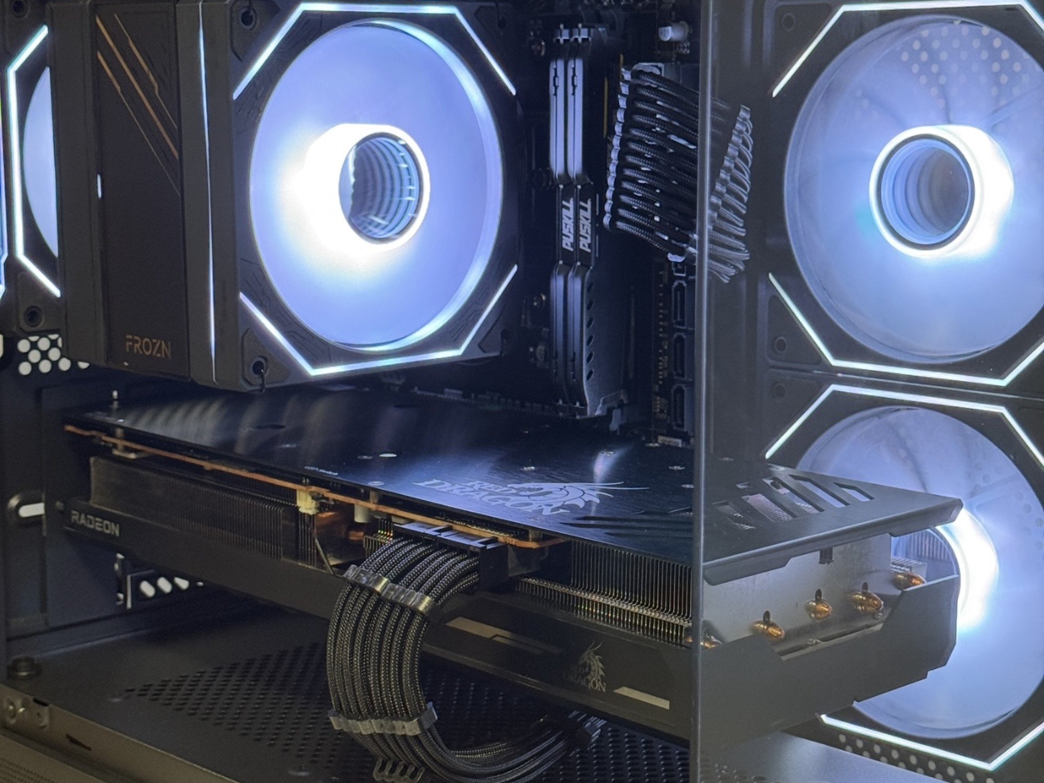 ⛽️CRIMSON PHANTOM⛽️ 1440P | RX 6800 | RYZEN 5 5600X | 1TB NVME