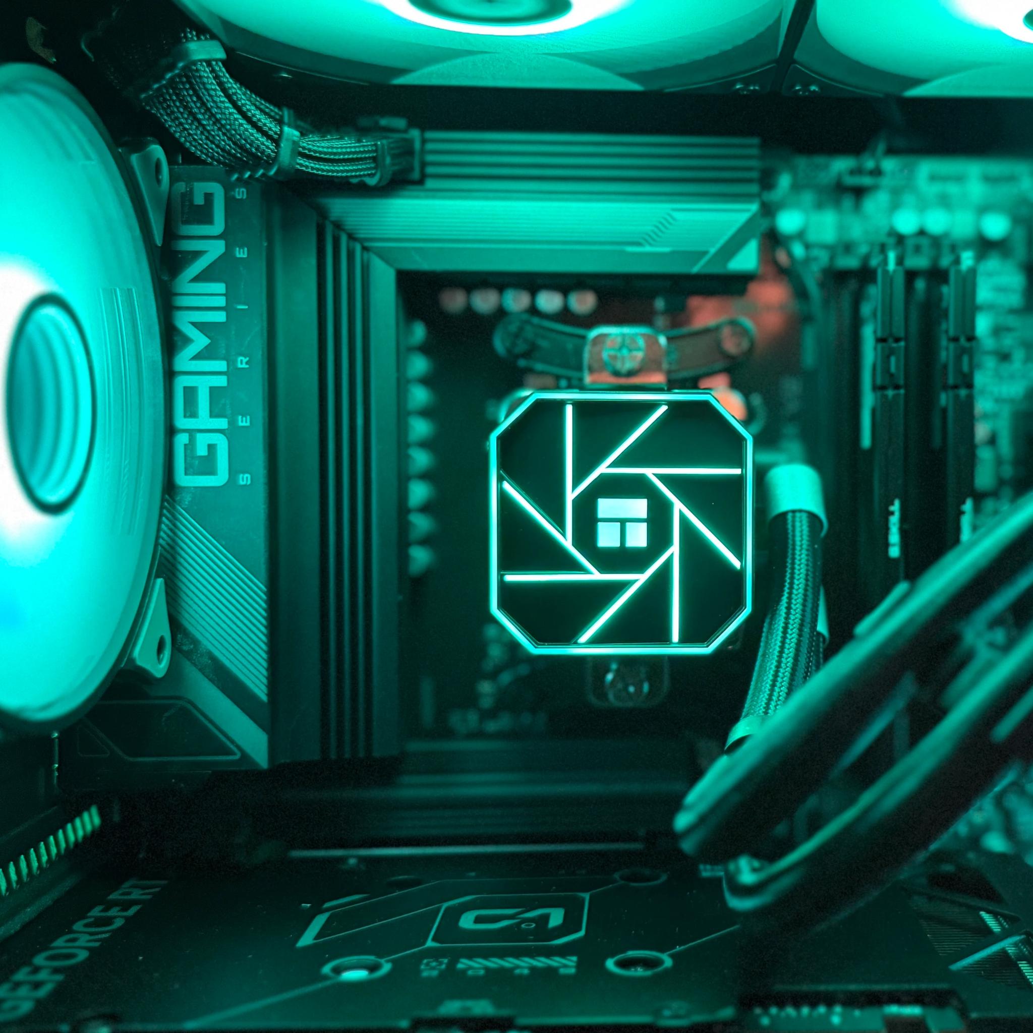 ❇️Emerald❇️ RTX 4070 Super / AMD R7 7700X / 1TB NVME / 32GB DDR5 RAM / 240 AIO / Windows 11 Pro