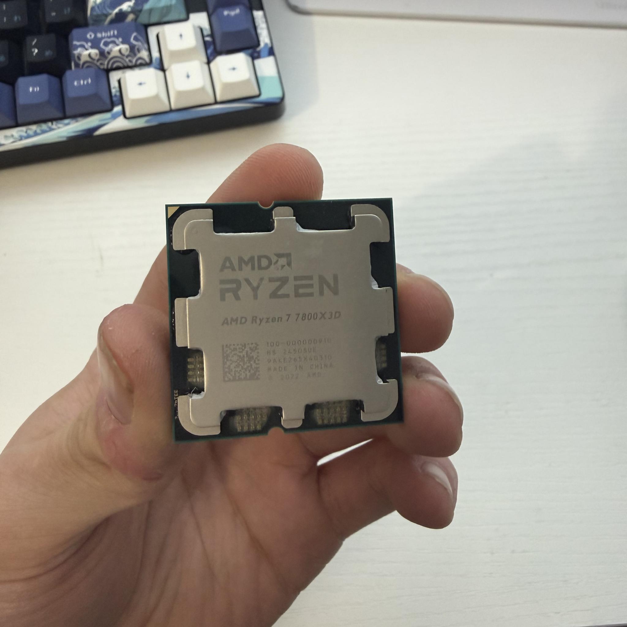 AMD Ryzen 7 7800X3D