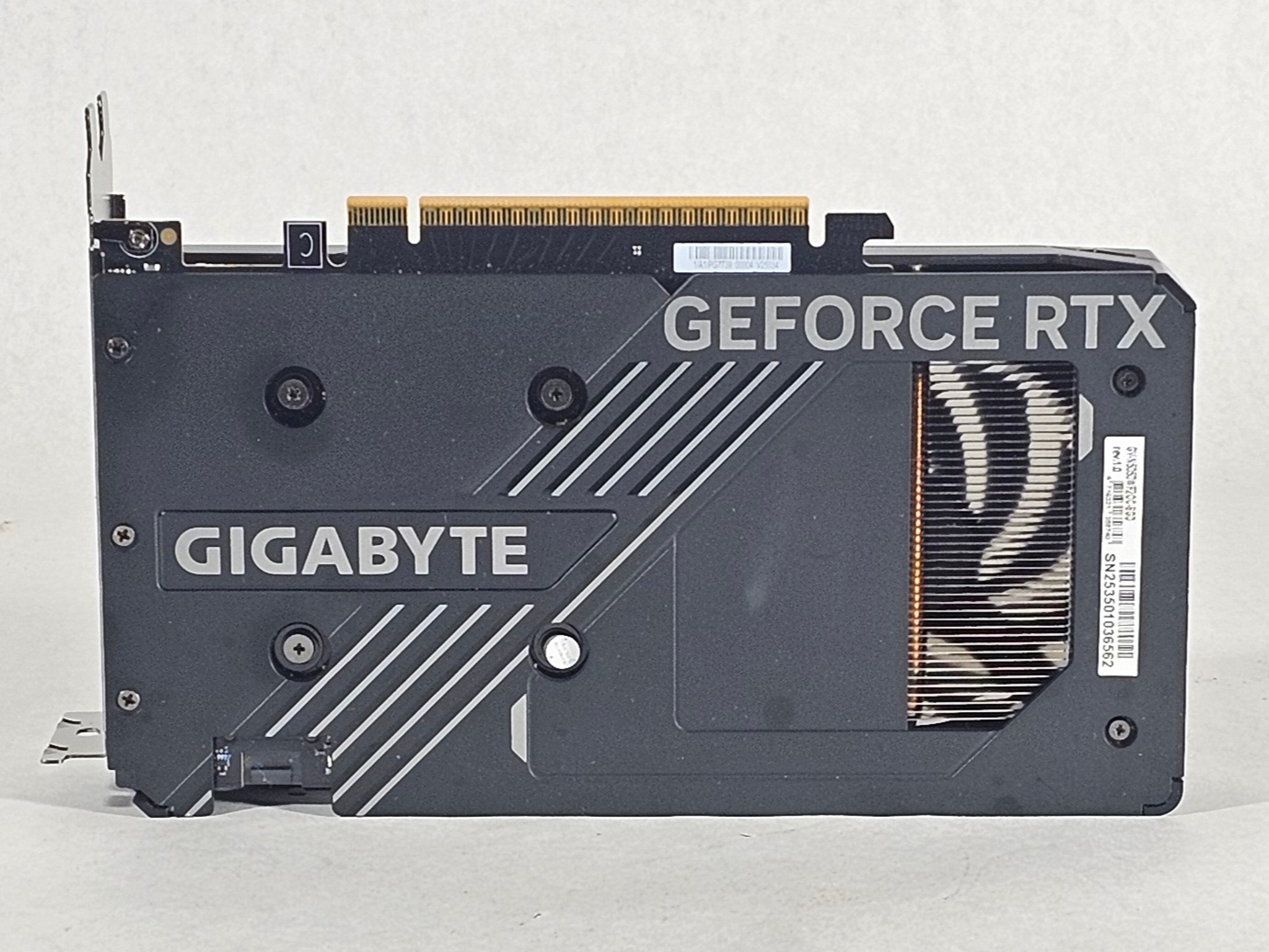 RTX 5050 Gigabyte 8GB