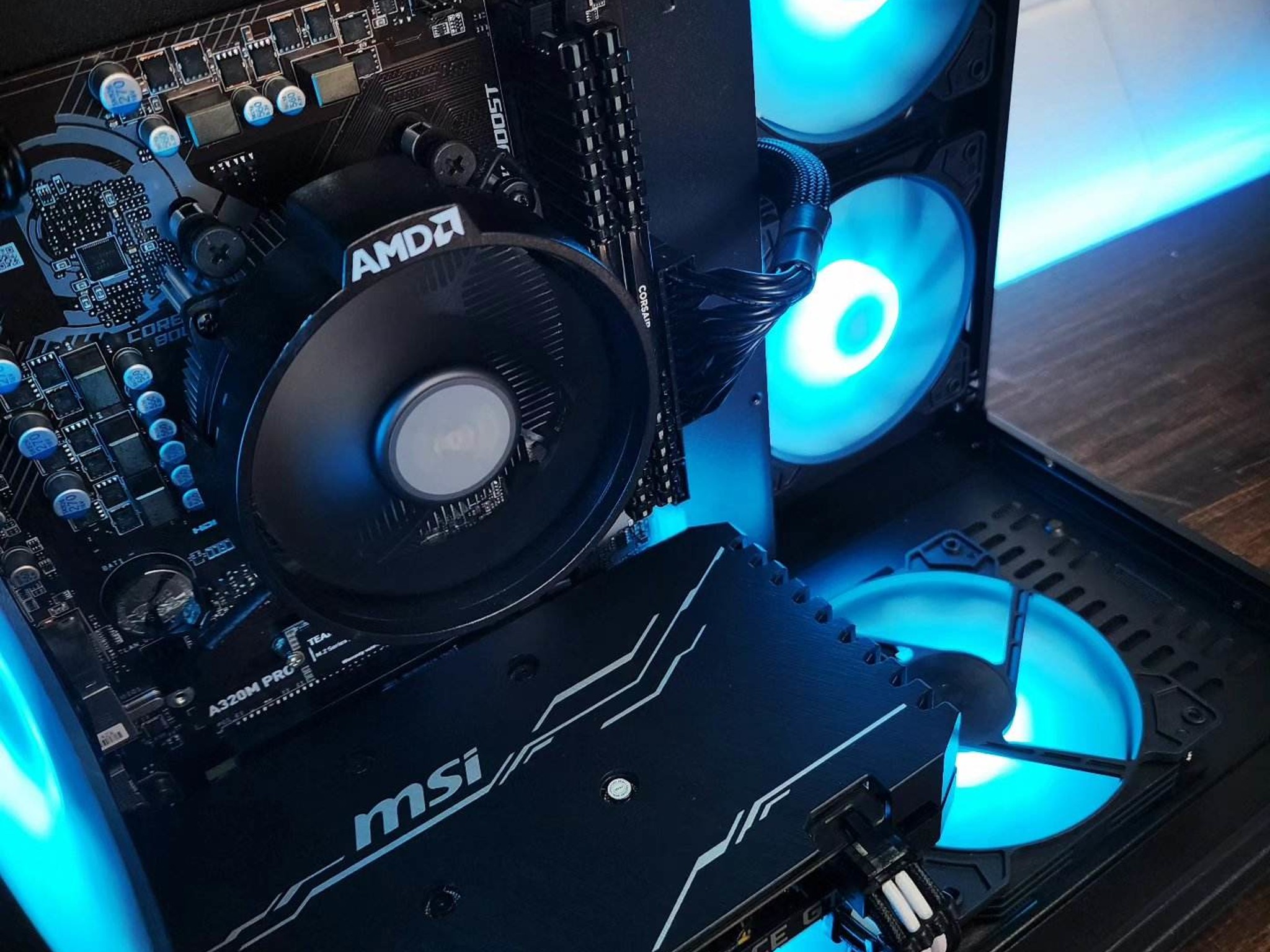 💙🖤💙 GTX 1660 Super // Ryzen 3 4100 // 16GB 3600MHz // 500GB NVMe Gen 4