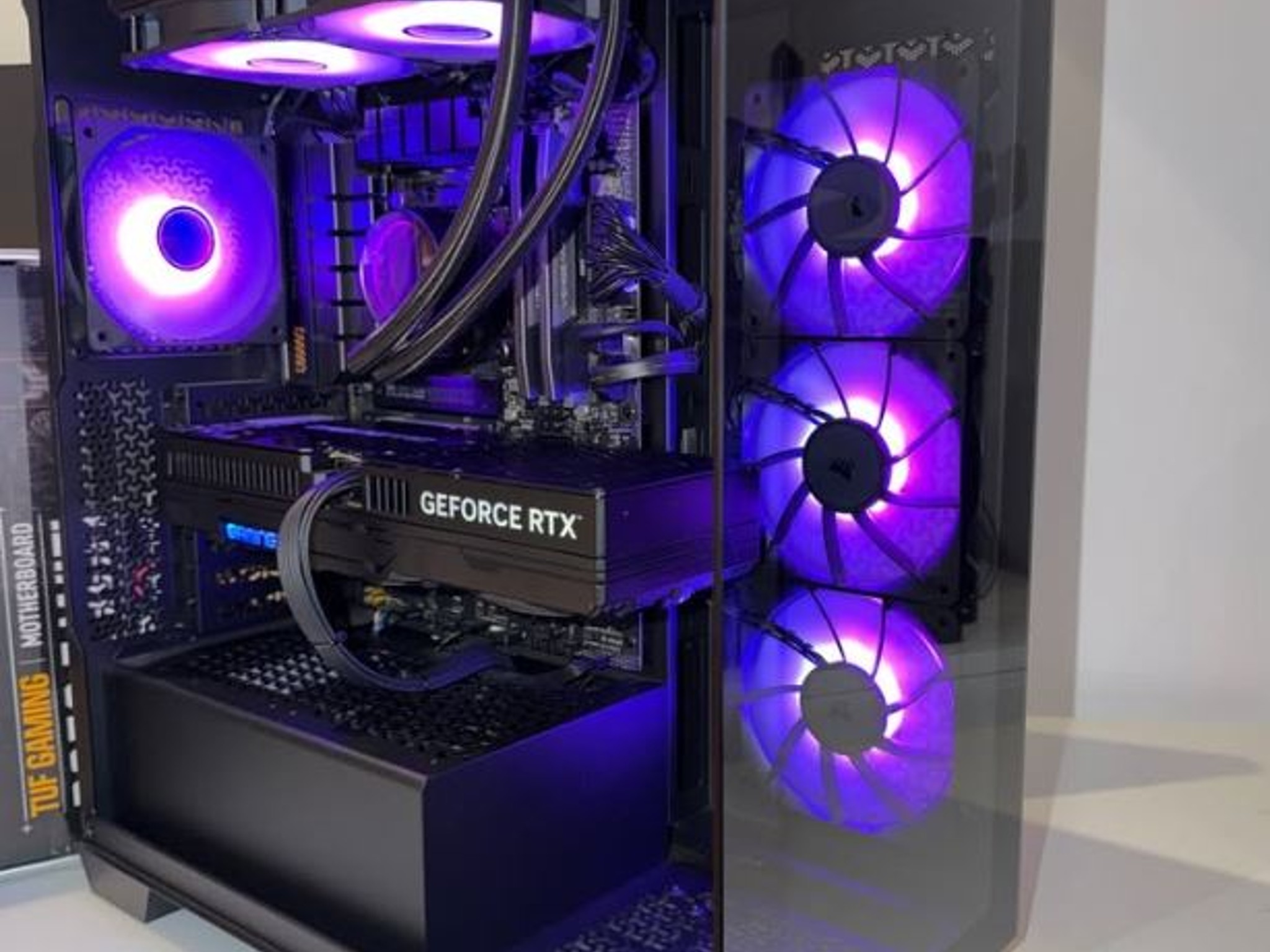 GAMING PC RYZEN 7 7800X3D RTX 5080 32 GIGS DDR5 GAMING PC BEAST