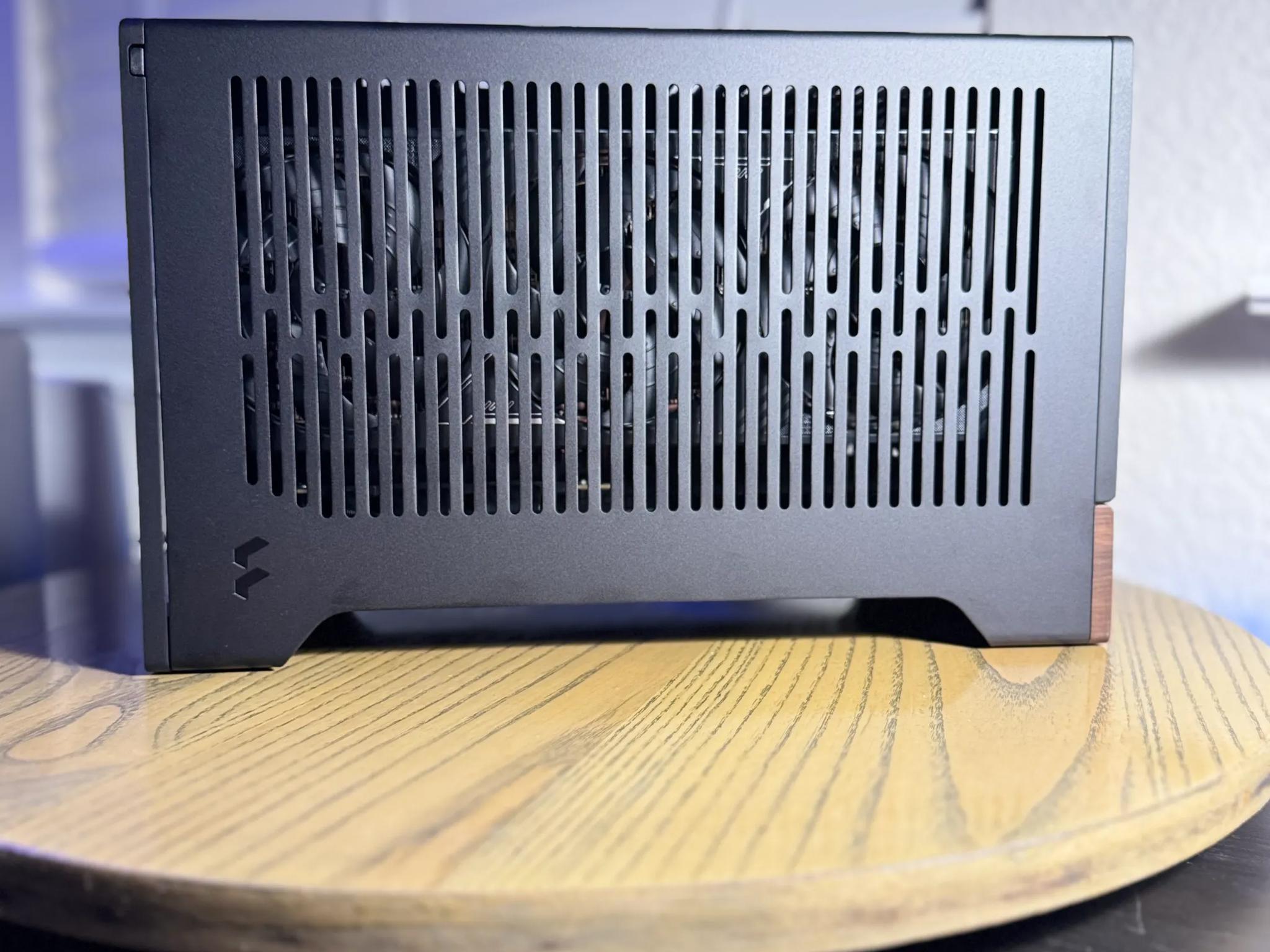 The Distinguished Gentleman II 🎩 Gaming PC, NVIDIA 5070 Ti OC, RYZEN 9600X, 32GB RAM, 2TB SSD