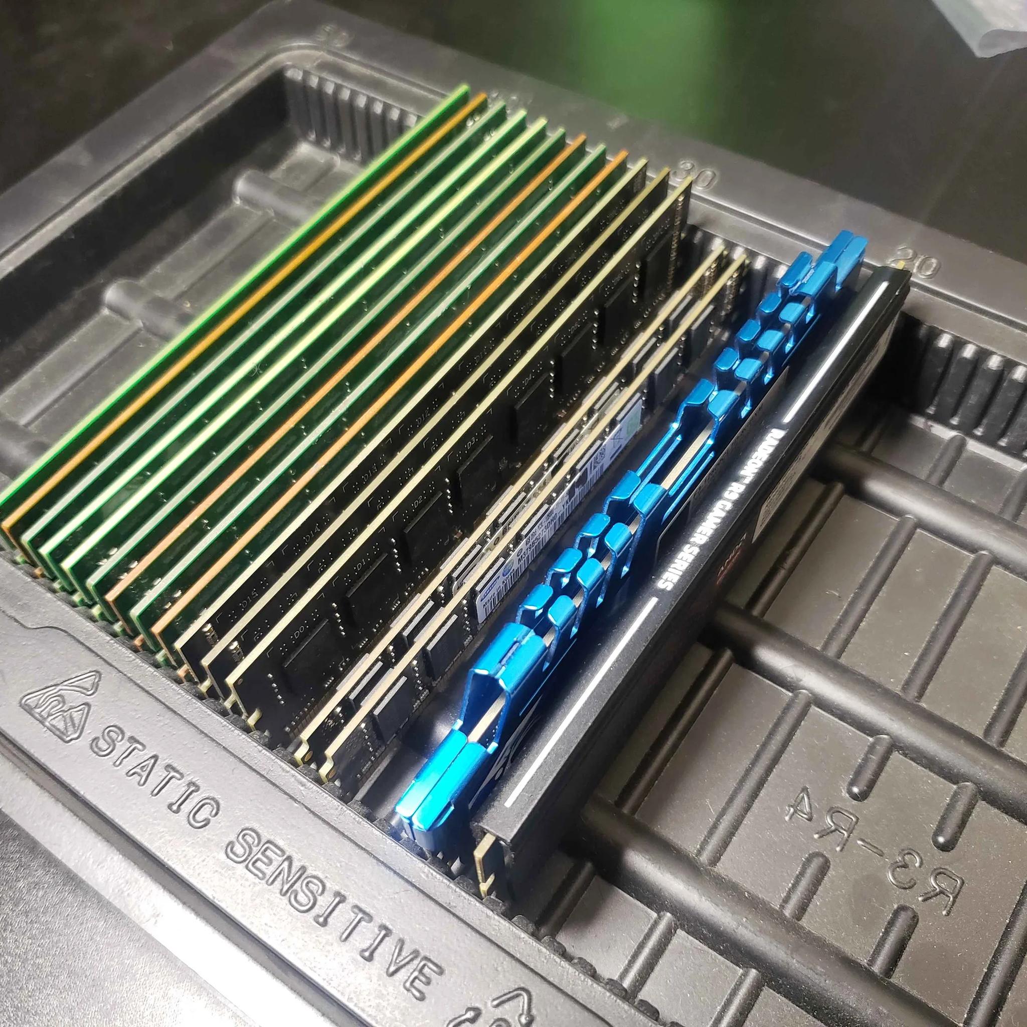 DDR3 LOT 16x4GB 64GB Various Speeds All Tested Working!