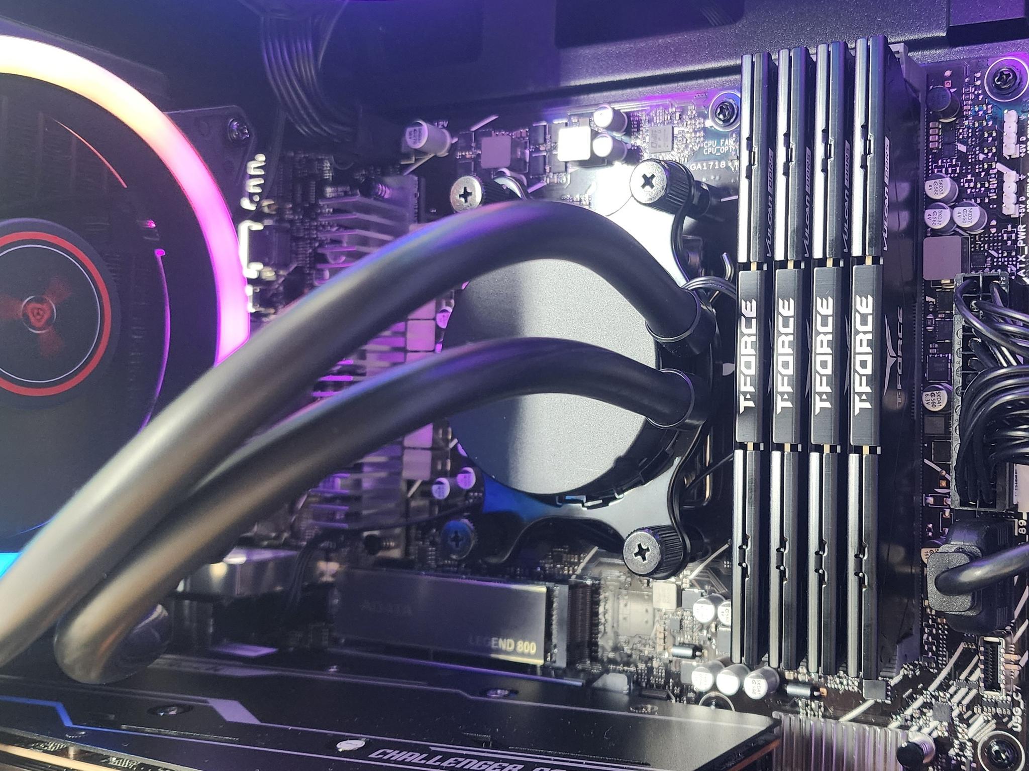 Gaming PC Ryzen 5 8400F 32GB RAM 1TB SSD RX 7600 8GB Windows 11 Computer