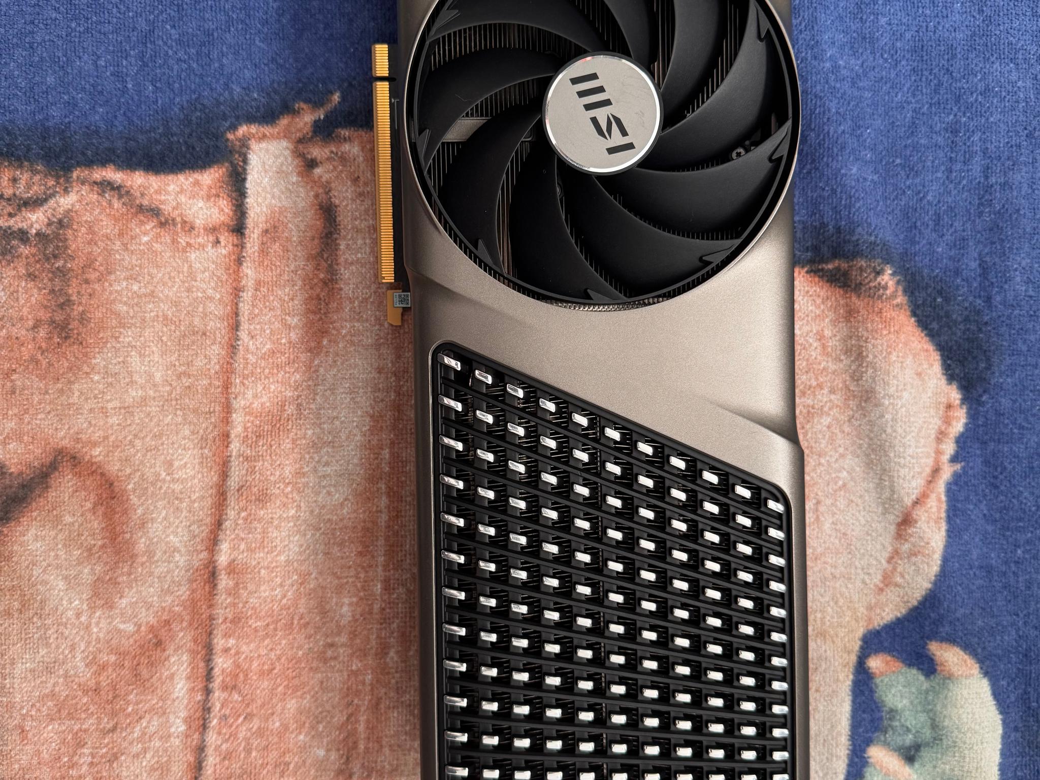 MSI EXPERT GeForce RTX 4080 SUPER - Image 2