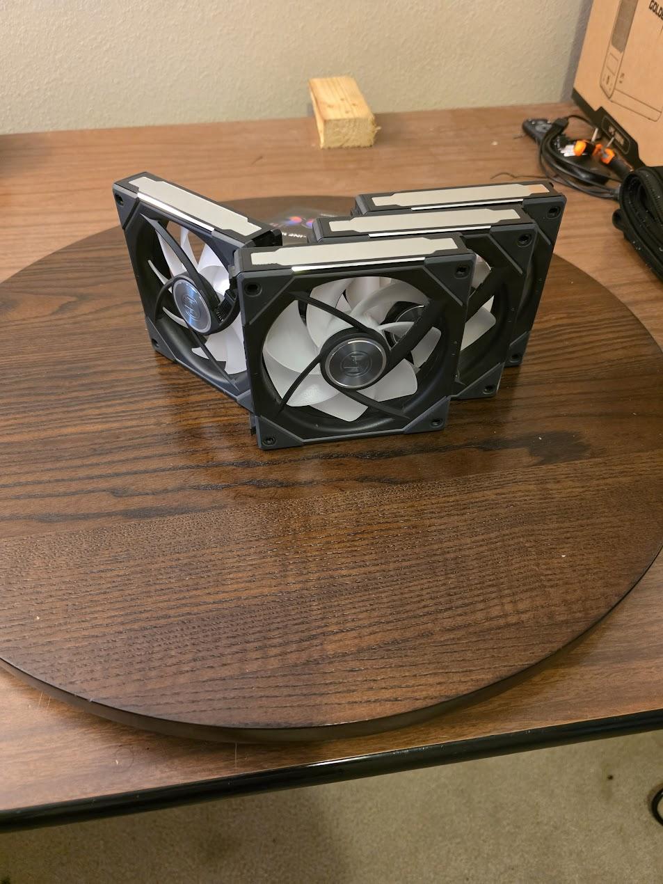4X Lian Li UNI Fan SL Infinity 120mm Case Fans w/ Controller - 3 Standard & 1 Reverse Blade