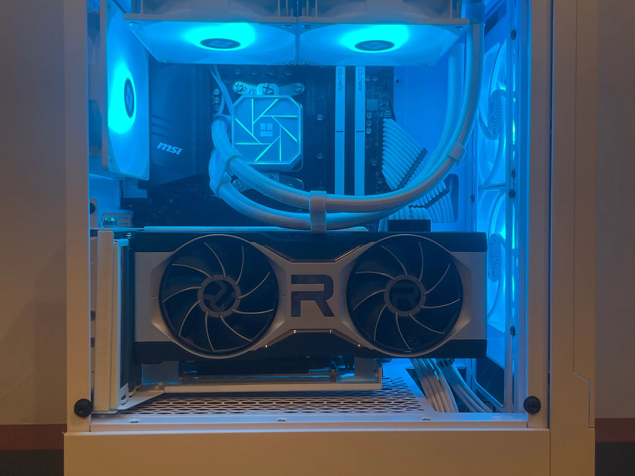 Ryzen 5 5600 + RX 6700XT Gaming PC | 1440p Capable | White Aesthetic