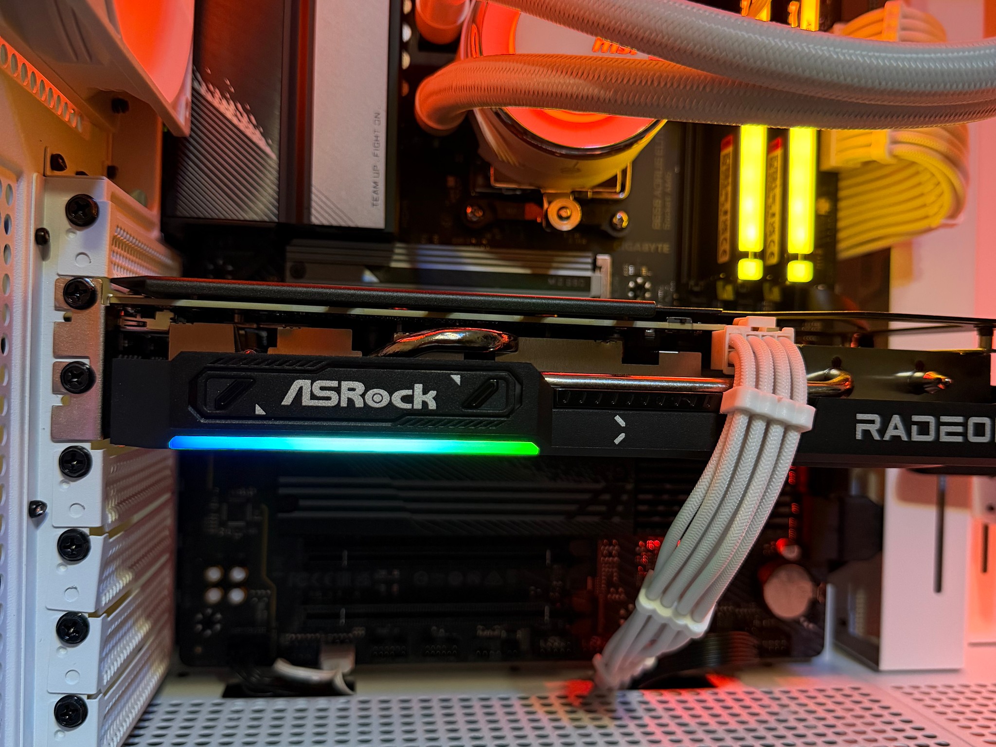 RX 9600 XT 16GB | Ryzen 5 9600X | 32GB RGB DDR5 | 1TB Gen4 NVMe | Custom-Built PC