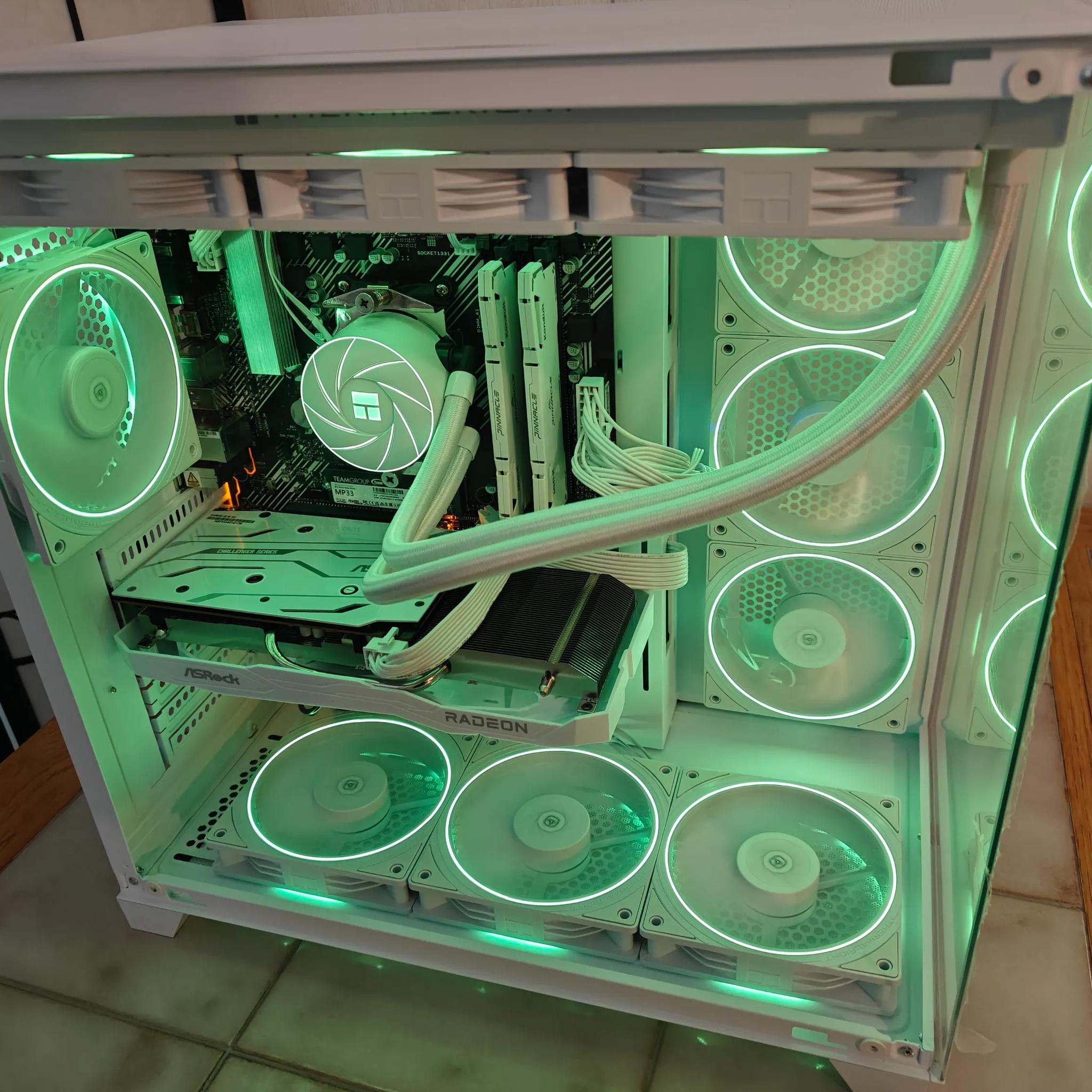 Neutron Star | RX 6600 | R5 5600 | 2TB NVMe/SSD | 32GB DDR4 RAM | RC-RGB | WiFi-6E/BT | Windows 11