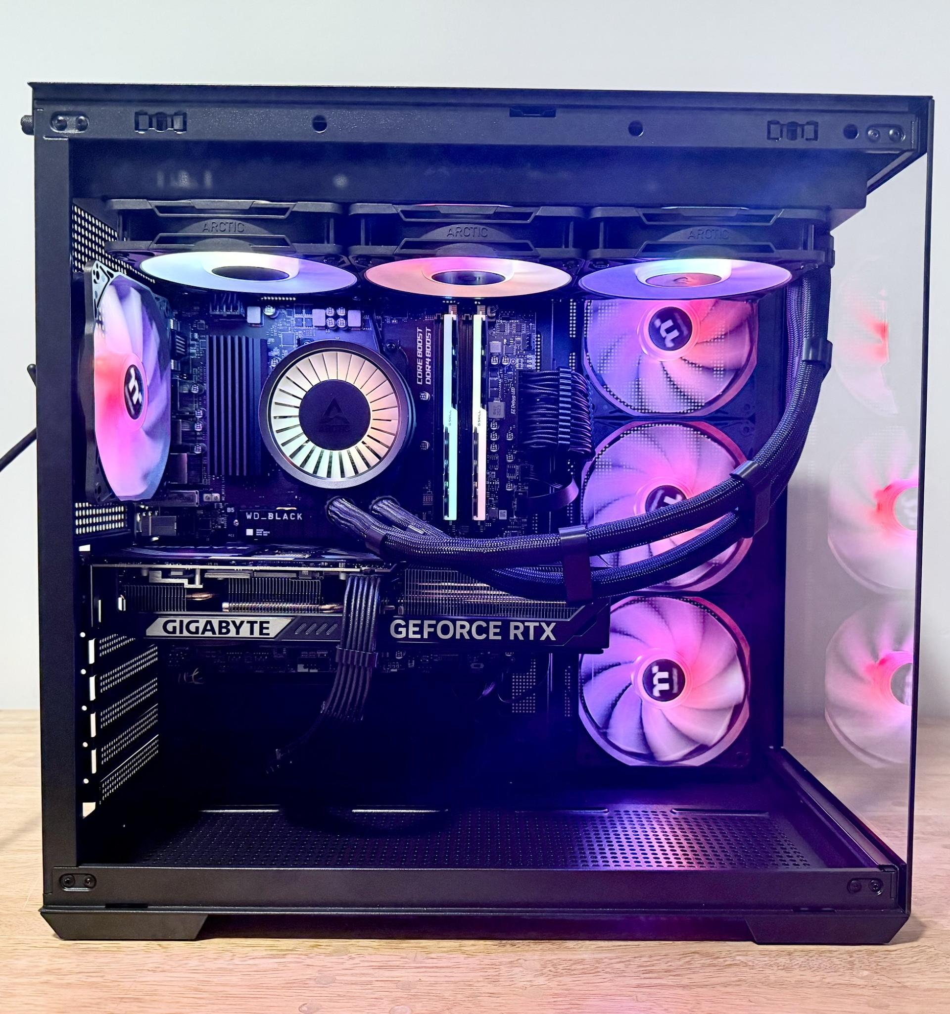 Thermaltake 380 GeForce RTX 5070 OC 12GB