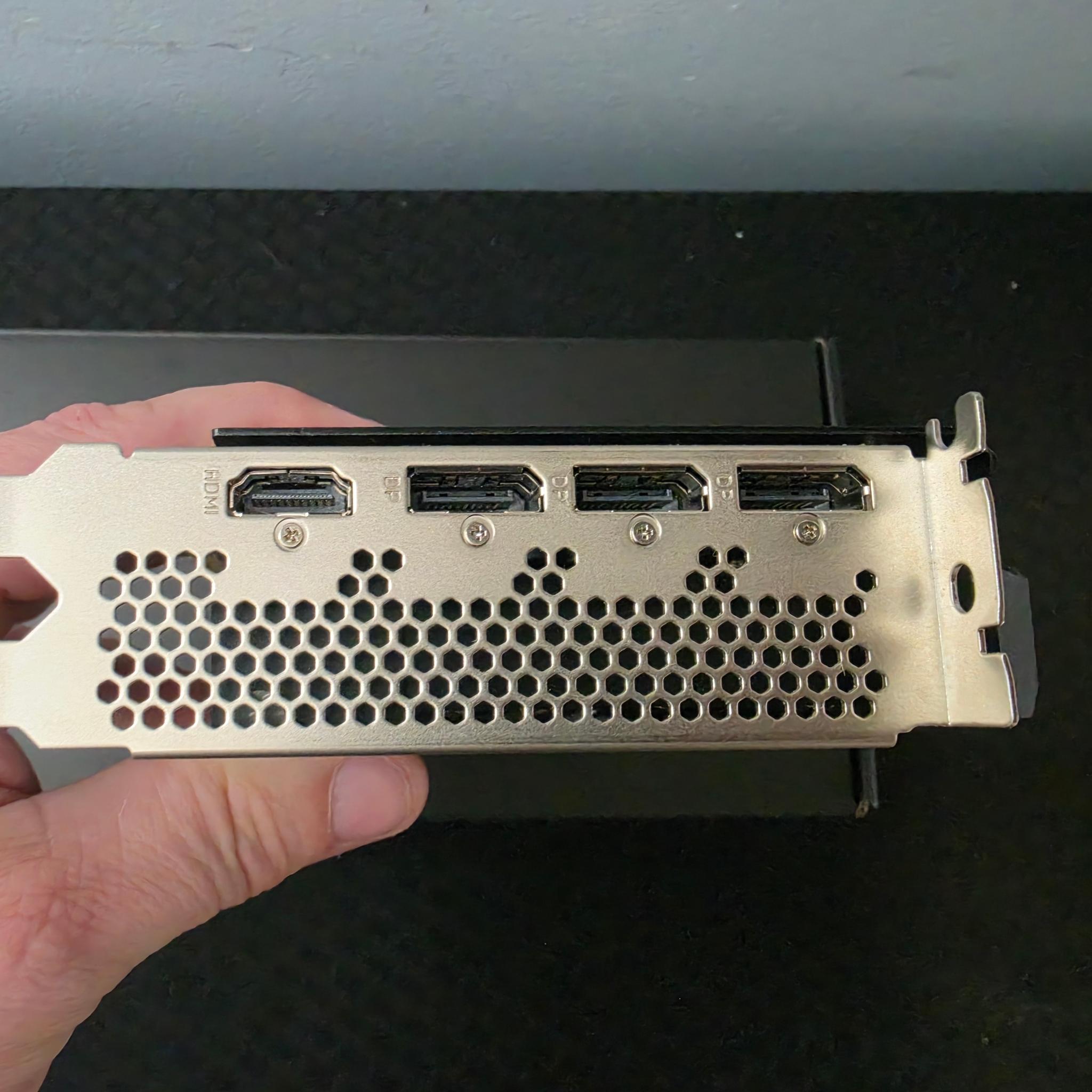 ASRock Challenger Intel Arc B570