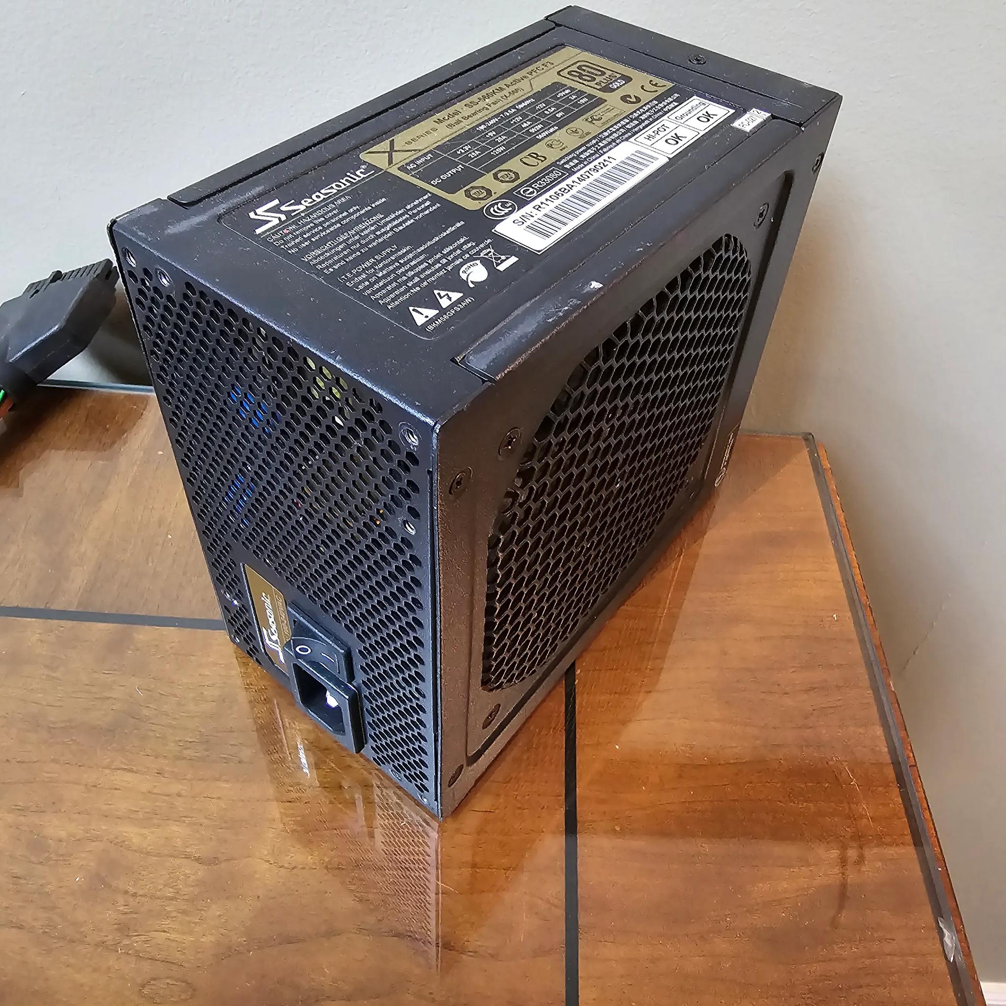 SeaSonic SS-560KM 560W 80+ Gold rated Modular Power Supply